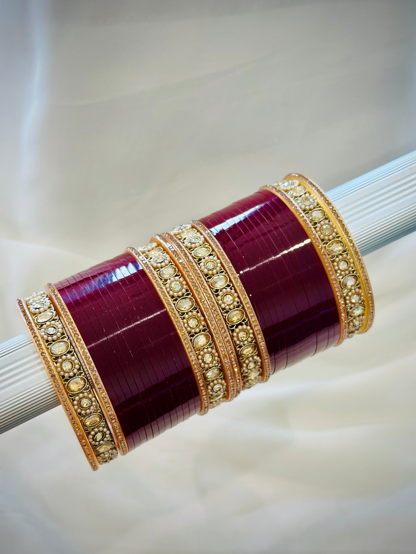Chooda set - Colour : Maroon ( Code: 035 )