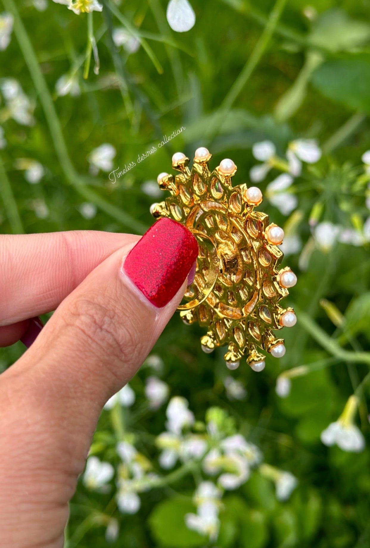 White & Golden Oversized ring in Kundan