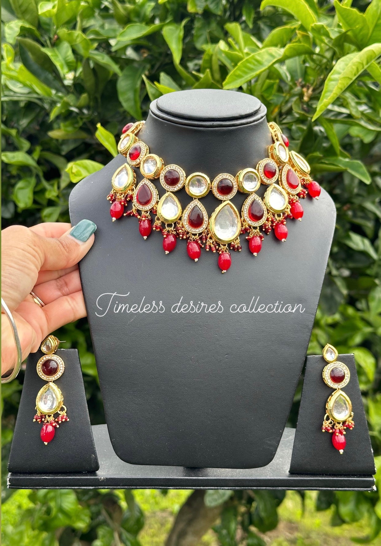 Maroon colour necklace set