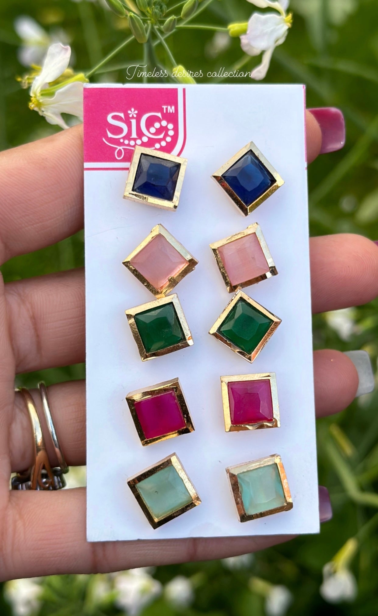 Studs in American ( prices as pair )