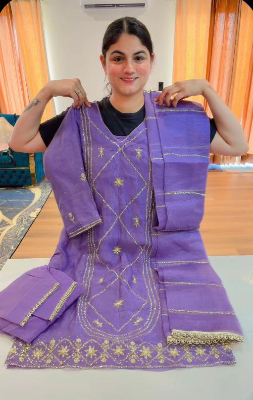 Party wear handwork suit - ( Colour: Lavender ) Code - 938