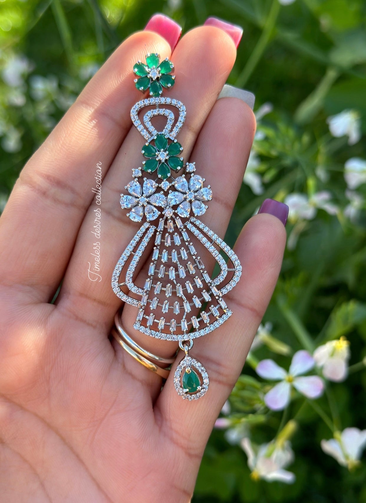 Green American diamond earrings in silver