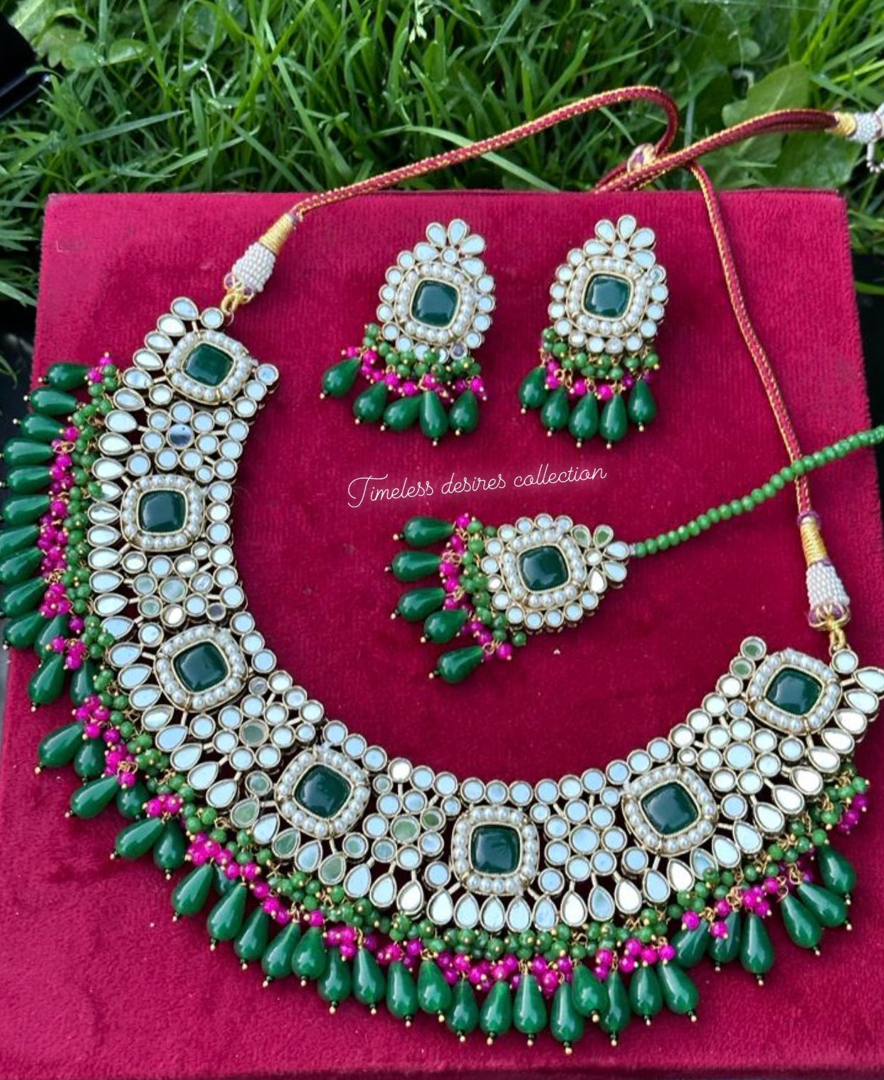 Green choker / necklace set in mirror ( high quality )- N52