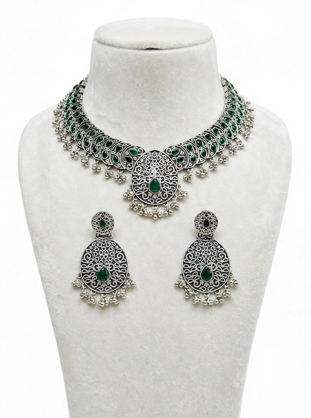 Necklace set with earrings