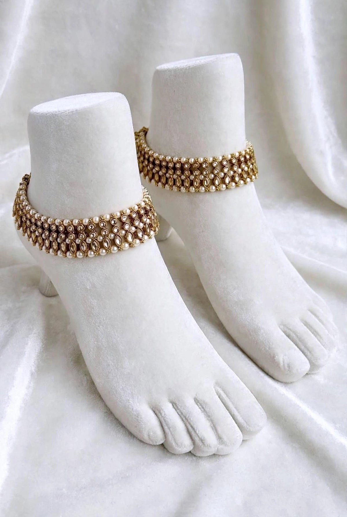 Triple stone golden Polki anklets / jhanjra (TD-21)