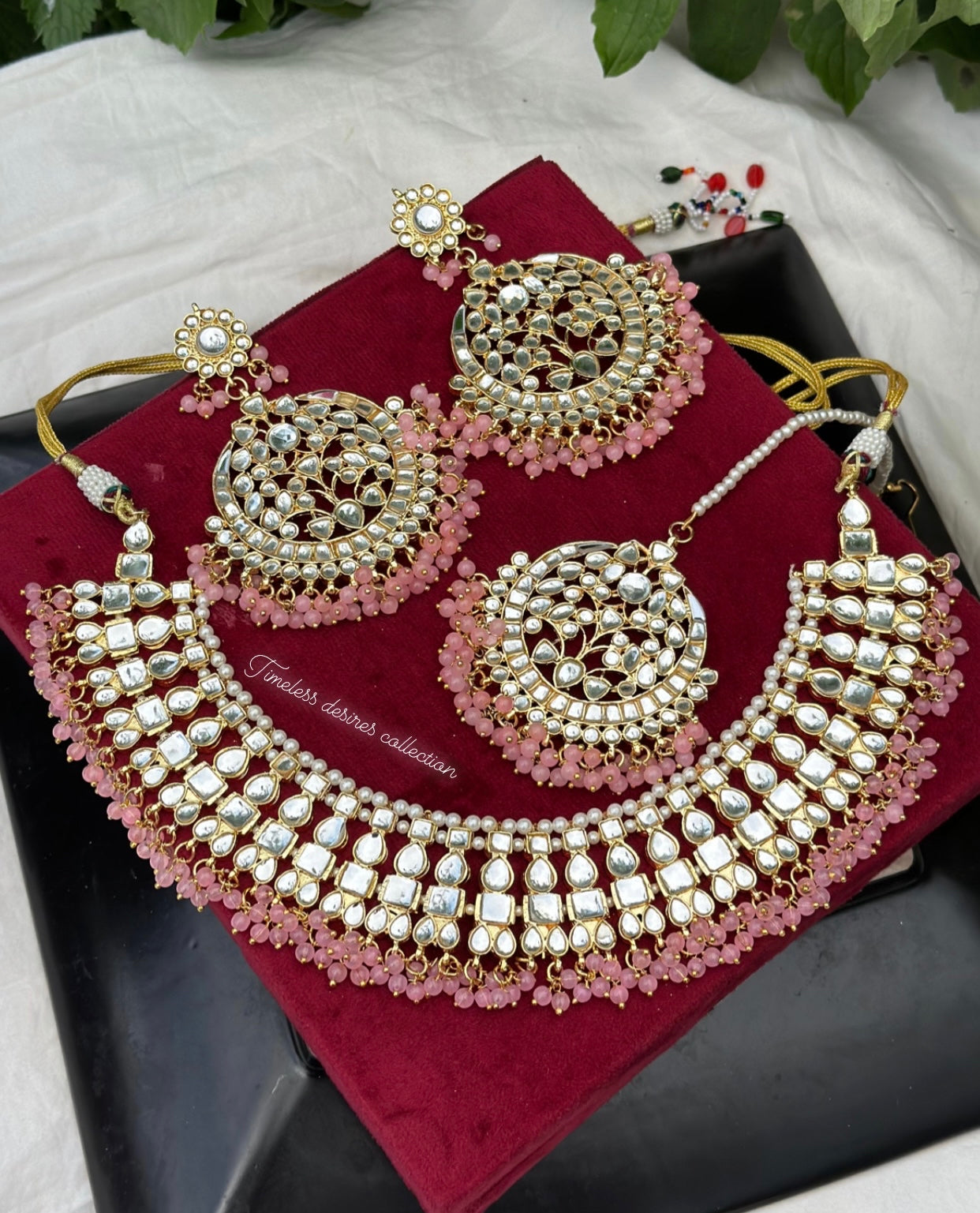 Baby pink Necklace / choker set in Kundan with oversized earrings and tikka ( high quality )