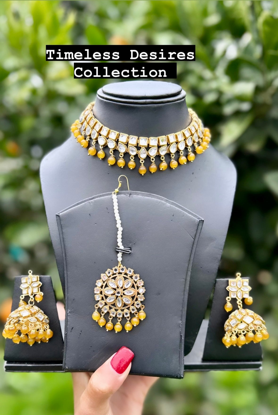 Mehndi green choker / necklace set in Kundan