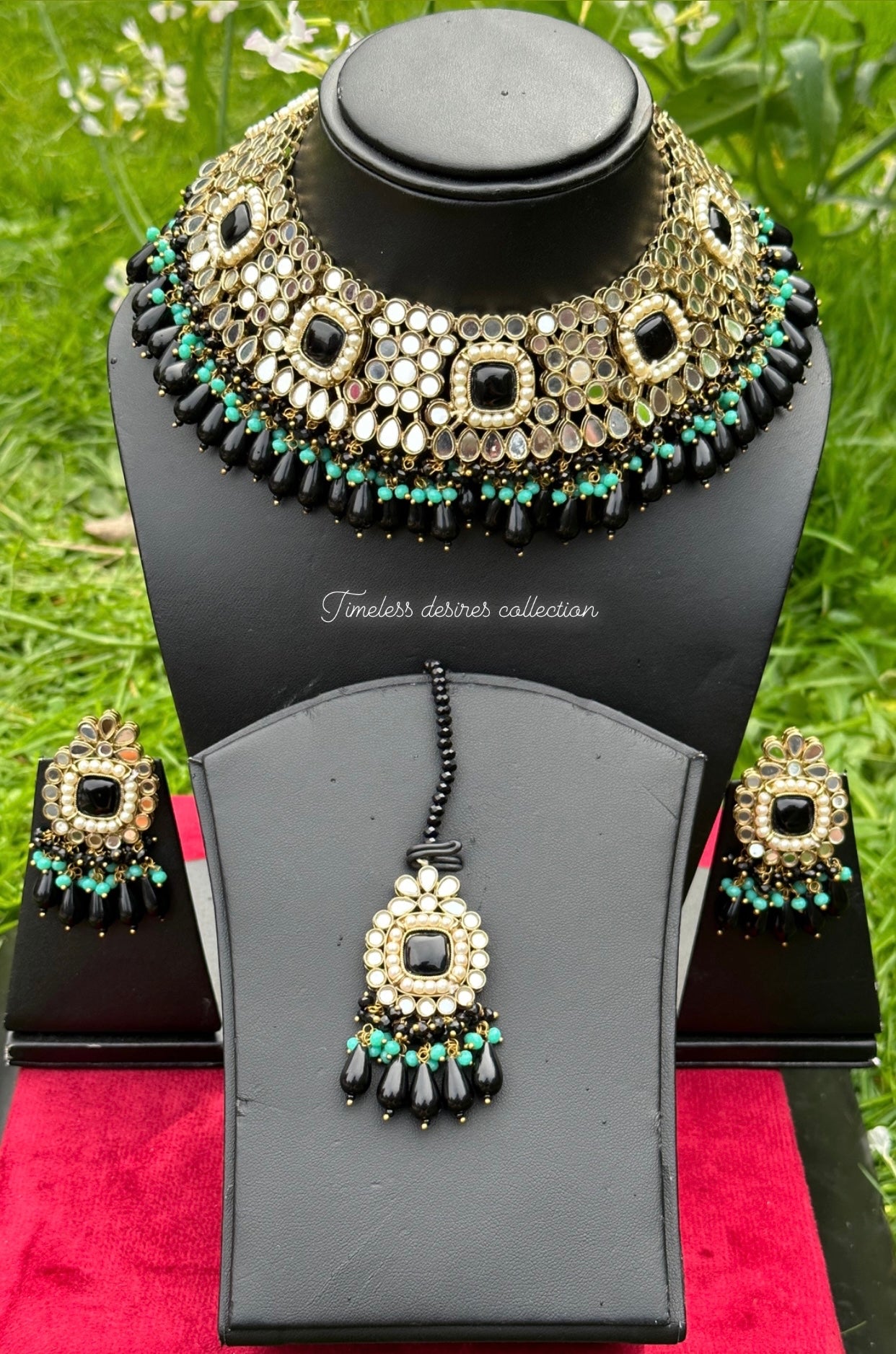 Black necklace / choker set in mirror ( high quality )