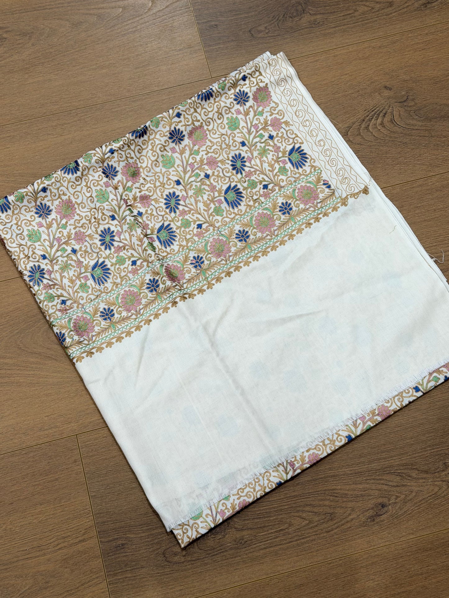 Pure pashmina shawl with Kashmiri work - Code Y34