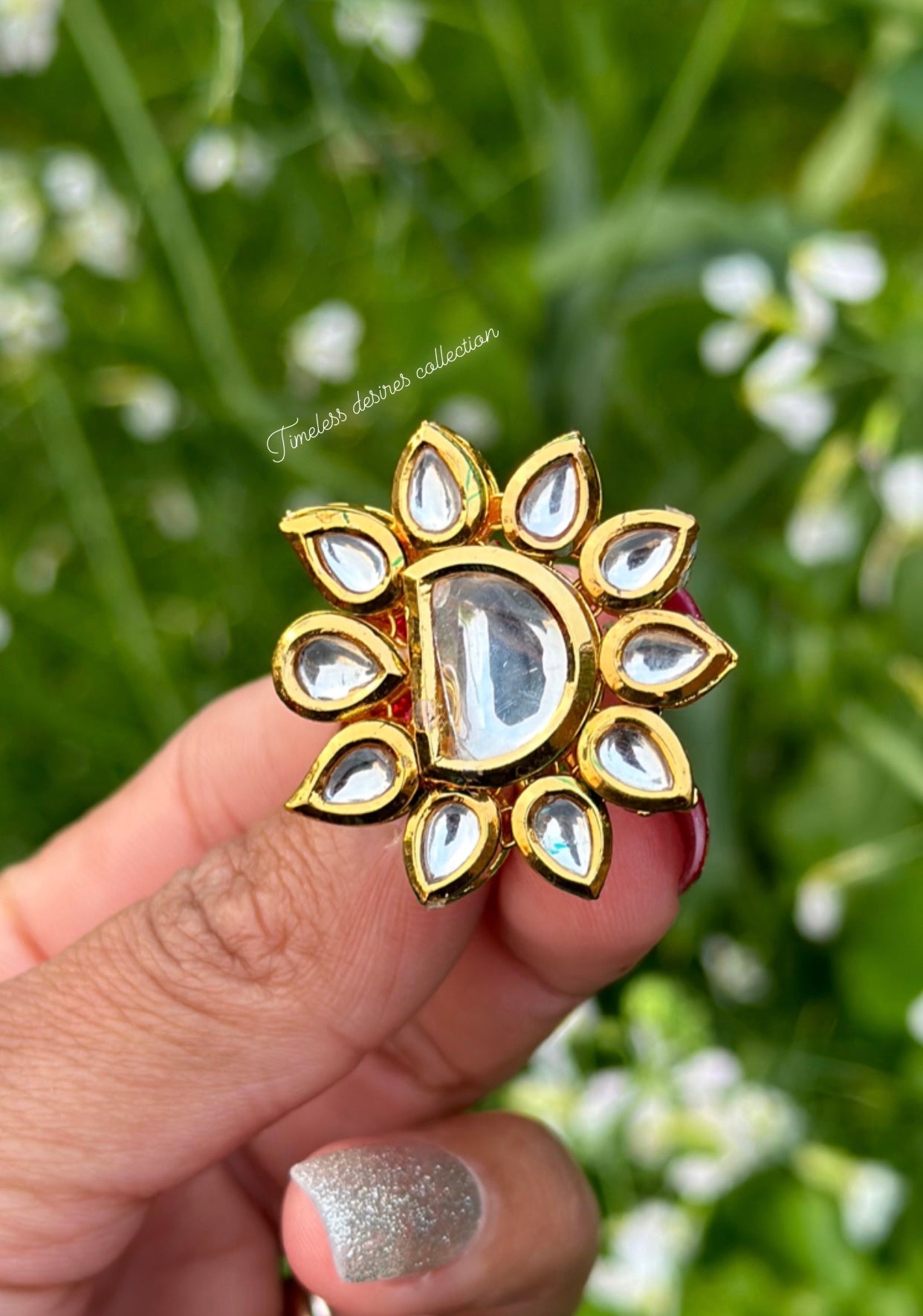 Golden ring in uncut Kundan