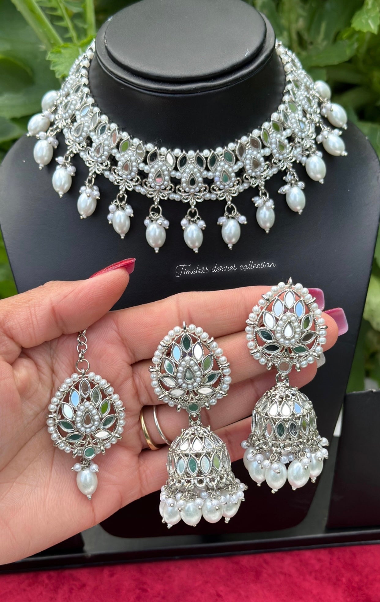 Silver choker / necklace set in mirror with jhumki