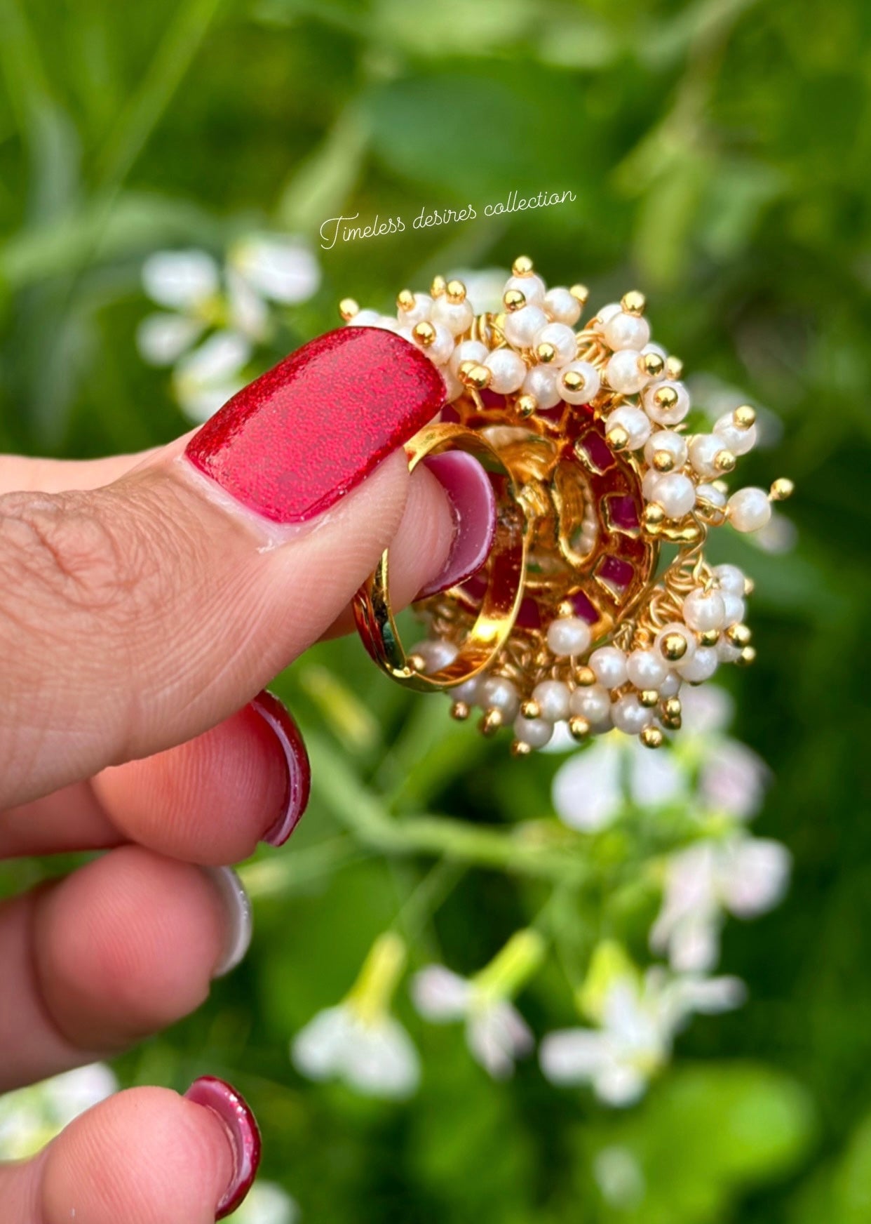 Multi pearl loaded ring in kundan