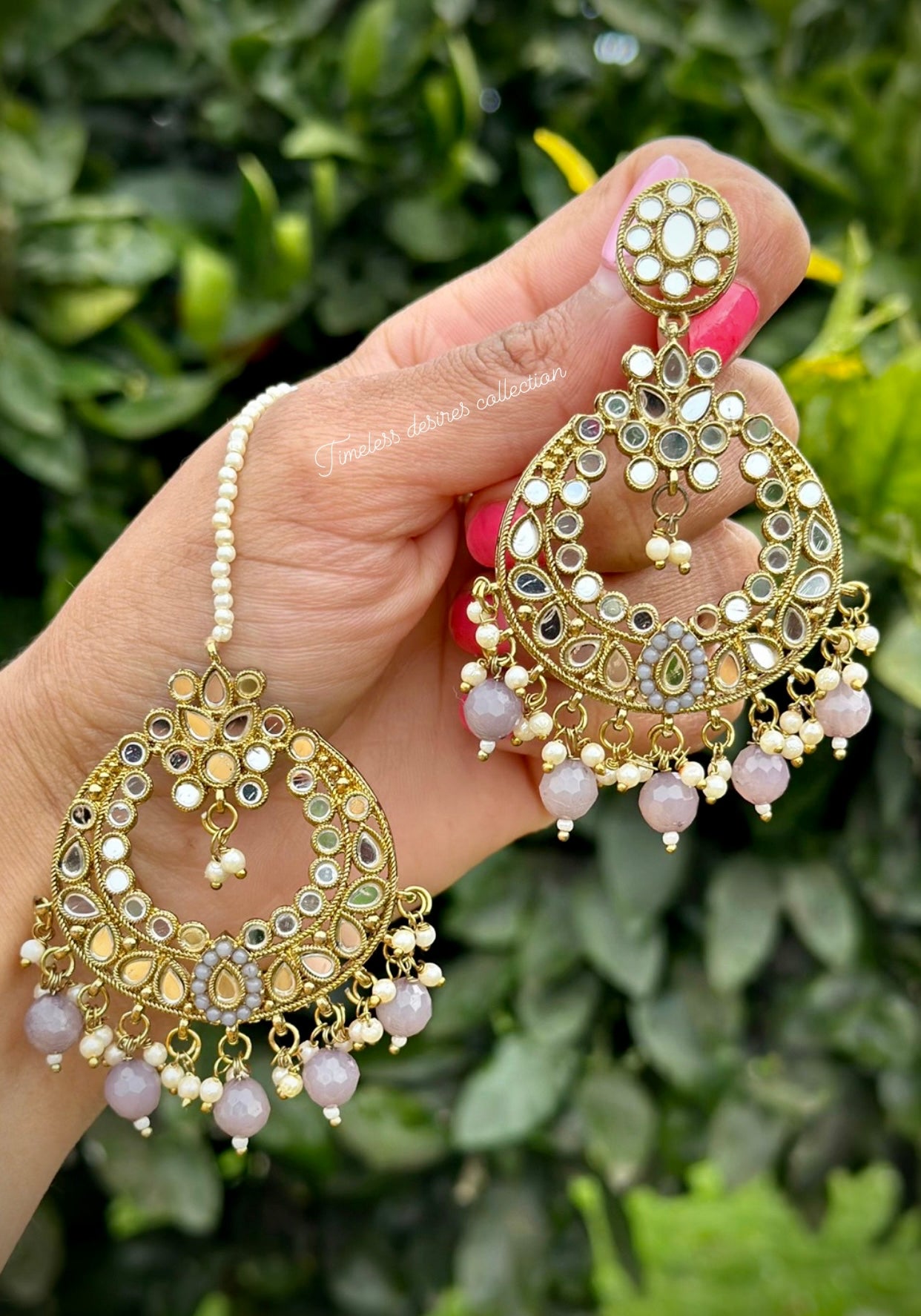 Grey earnings with tikka set in mirror ( high quality )