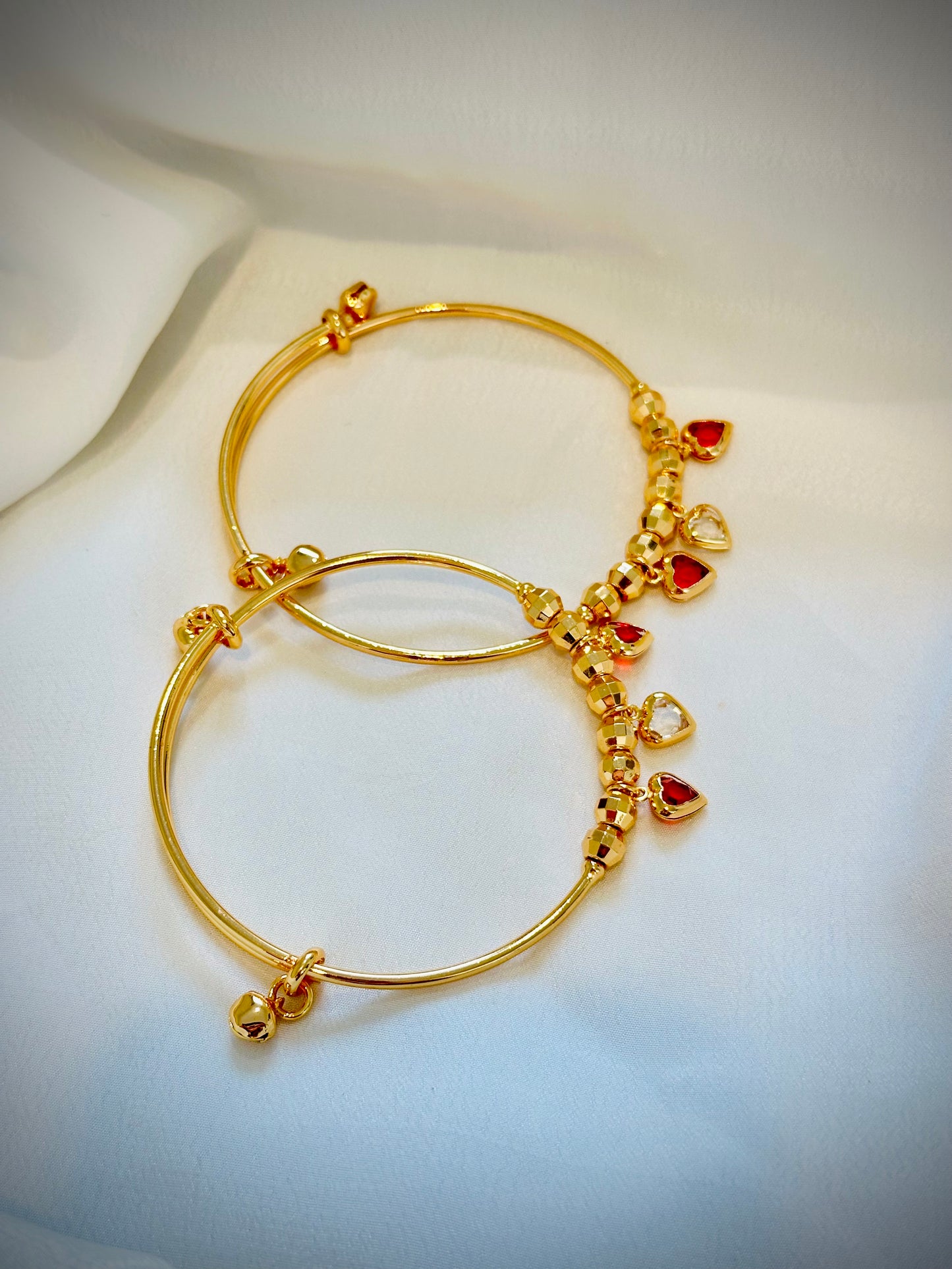 Gold Look Adjustable size Bangle ( Per 1PC ) - ( Code: 038 )