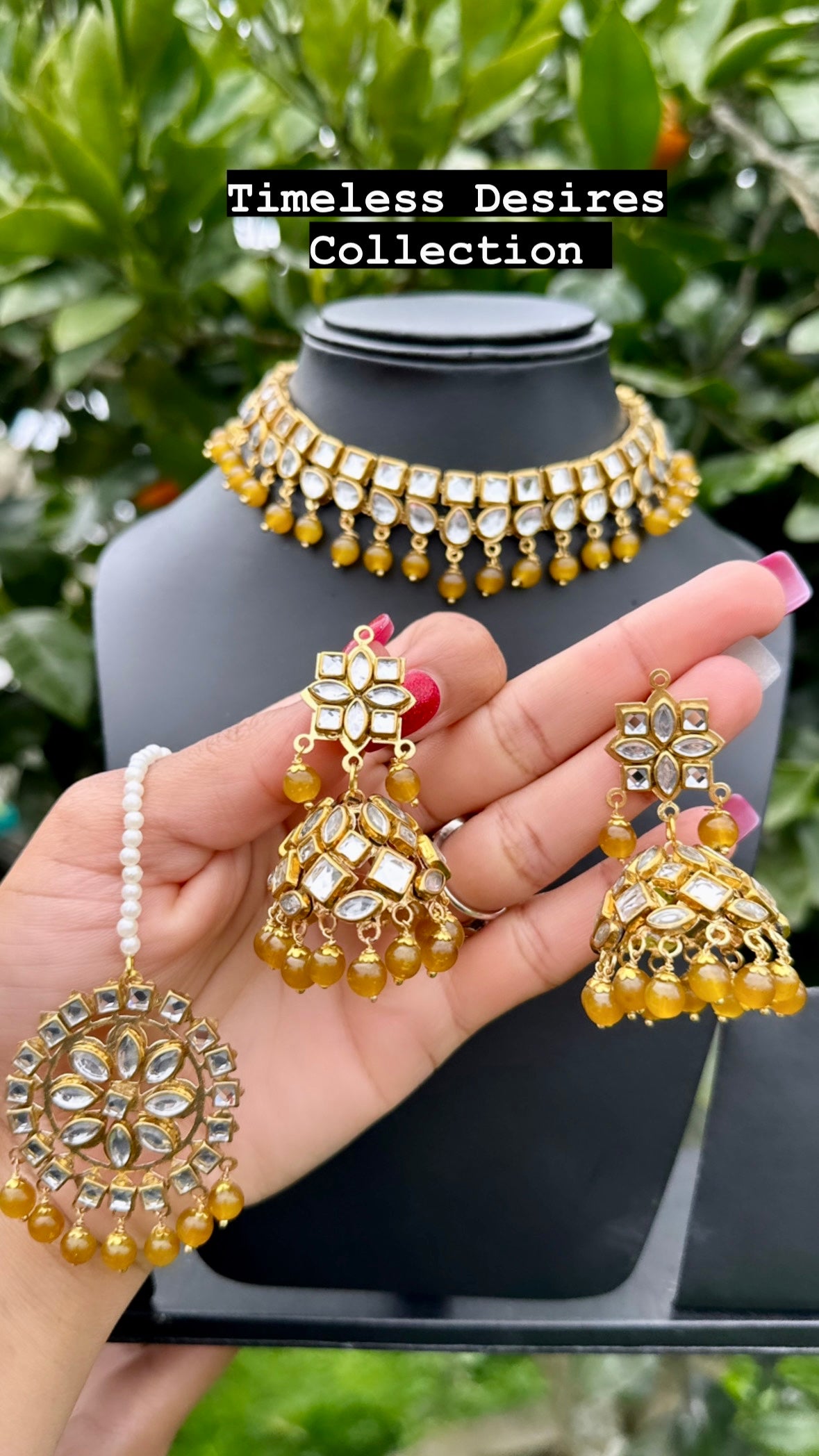 Mehndi green choker / necklace set in Kundan