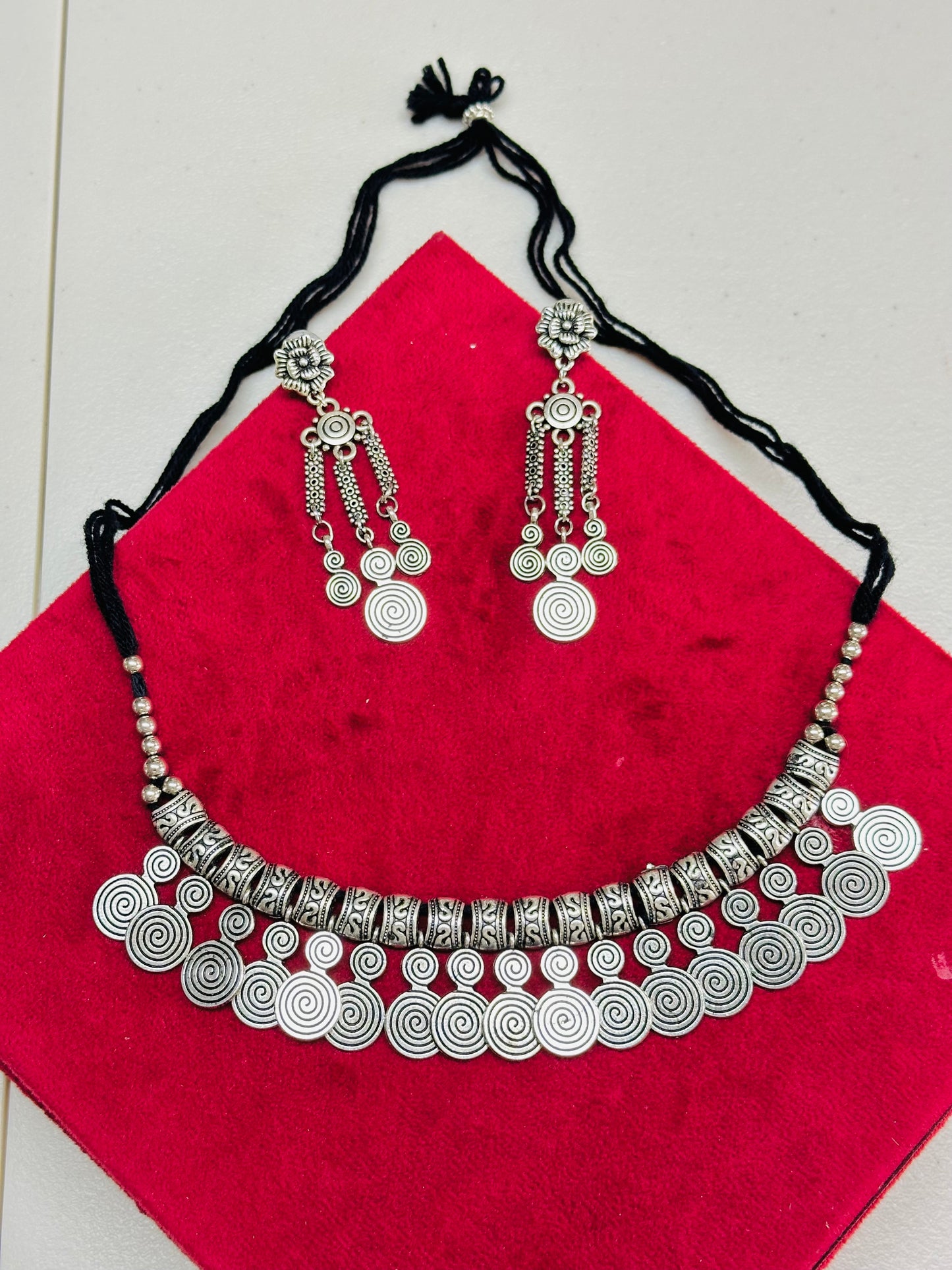 Necklace set with earrings
