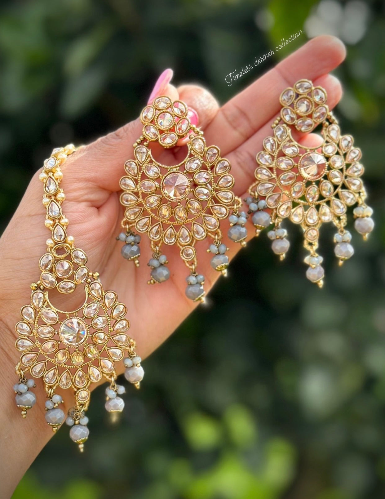 Grey earnings and tikka set in reverse AD ( high quality of Polki )