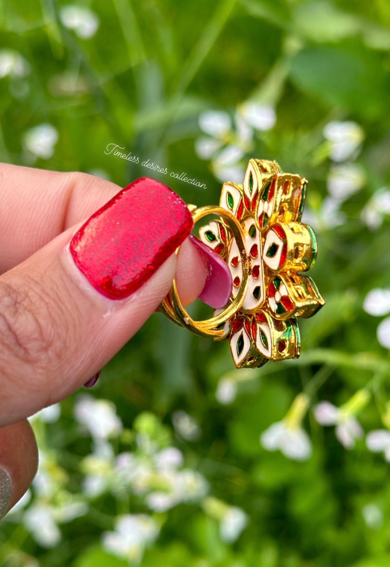 Golden ring in uncut Kundan