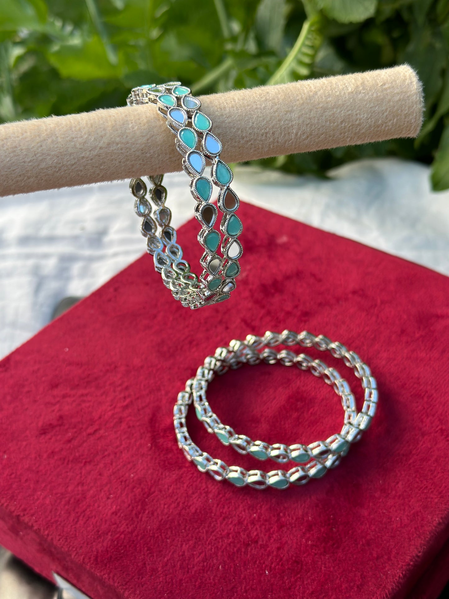 Pista green mirror Kangan / bangles in silver ( set of 4 )