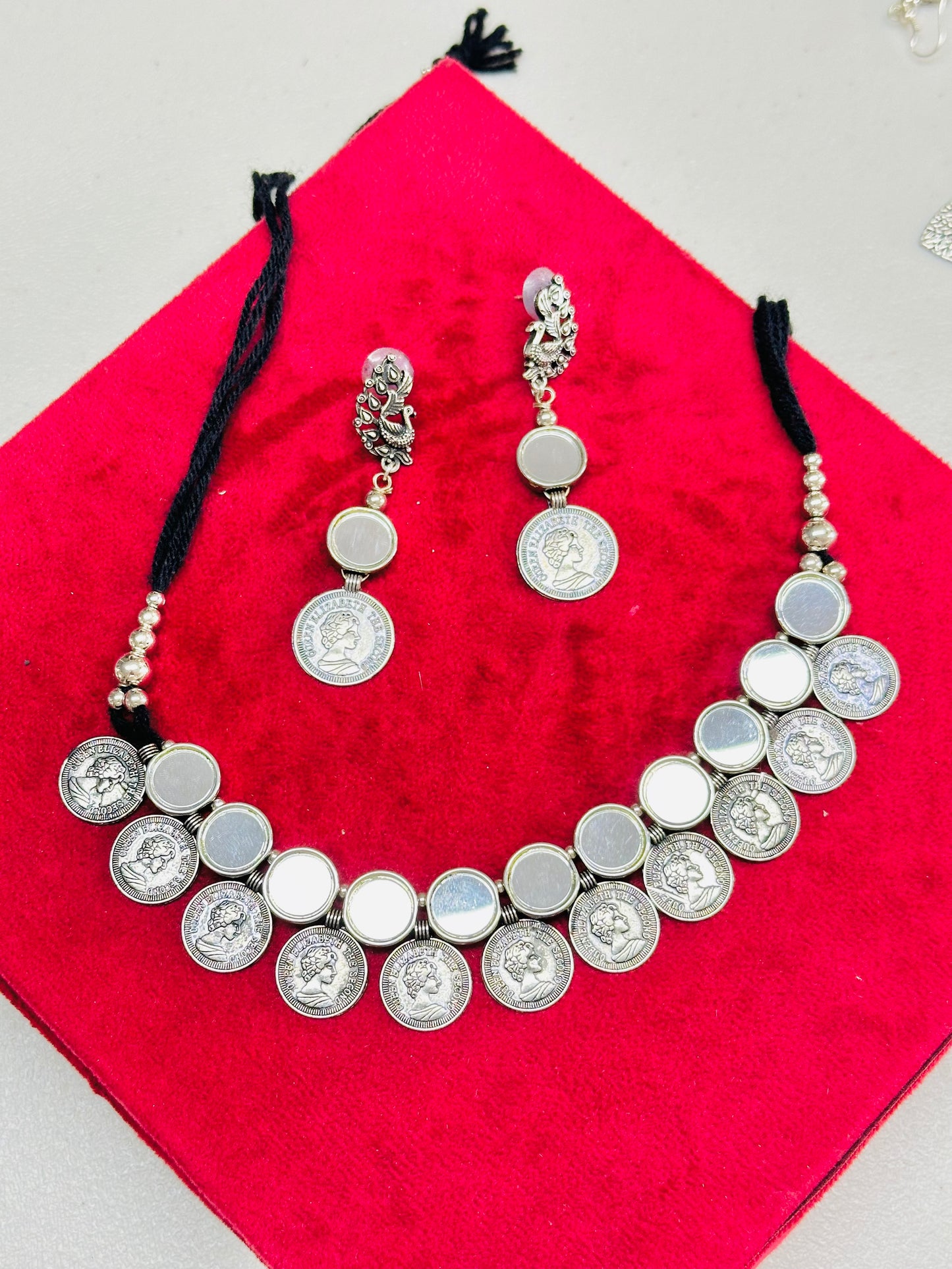 Necklace set with earrings