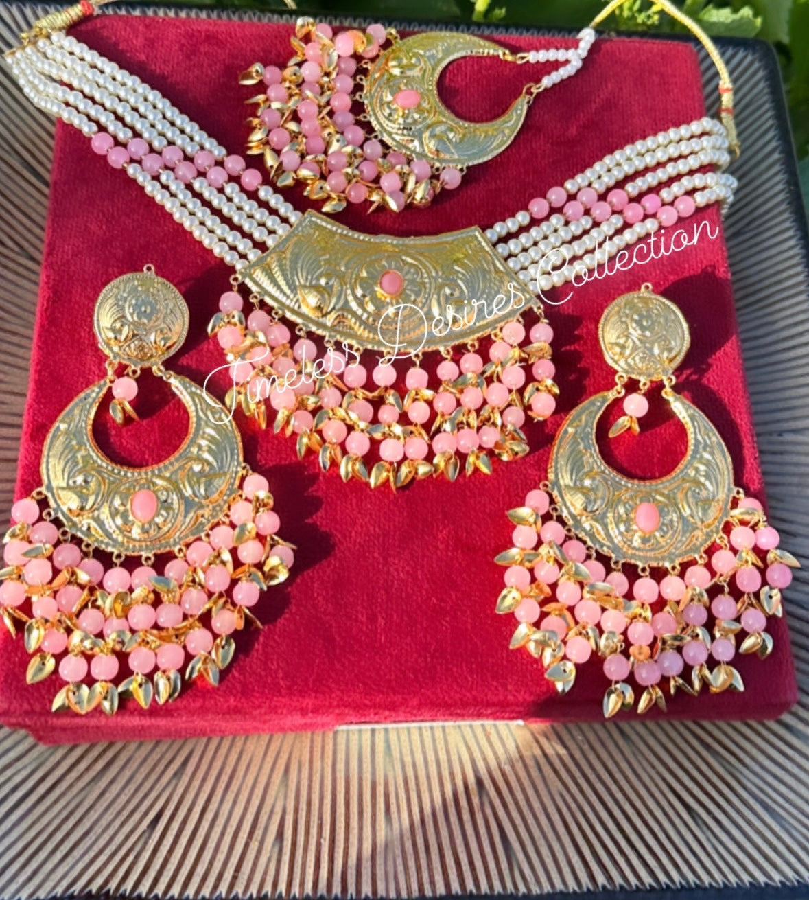 Light or baby pink pipal patti necklace in Punjabi traditional jewellery