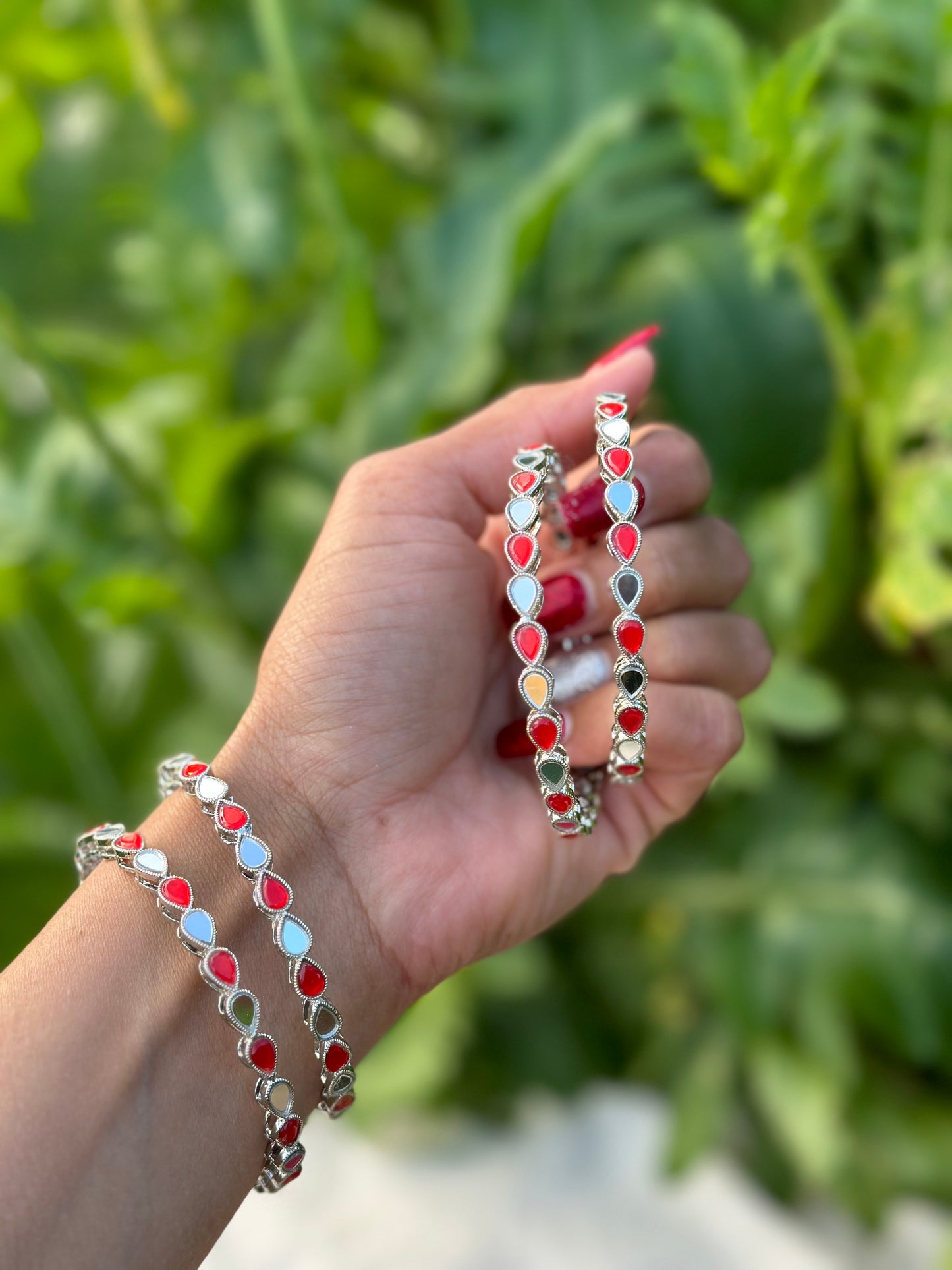 Red mirror Kangan / bangles in silver ( set of 4 )