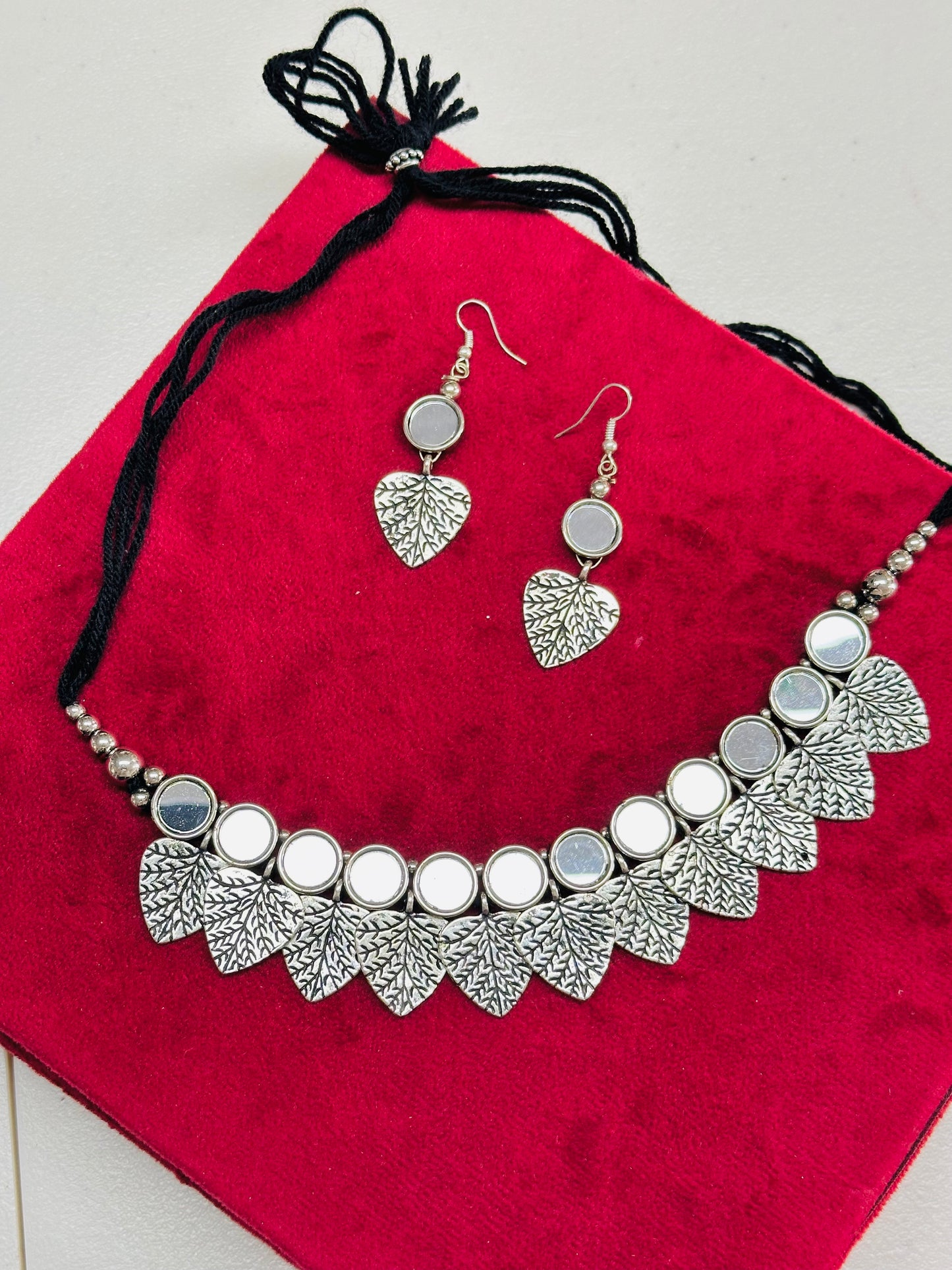 Necklace set with earrings