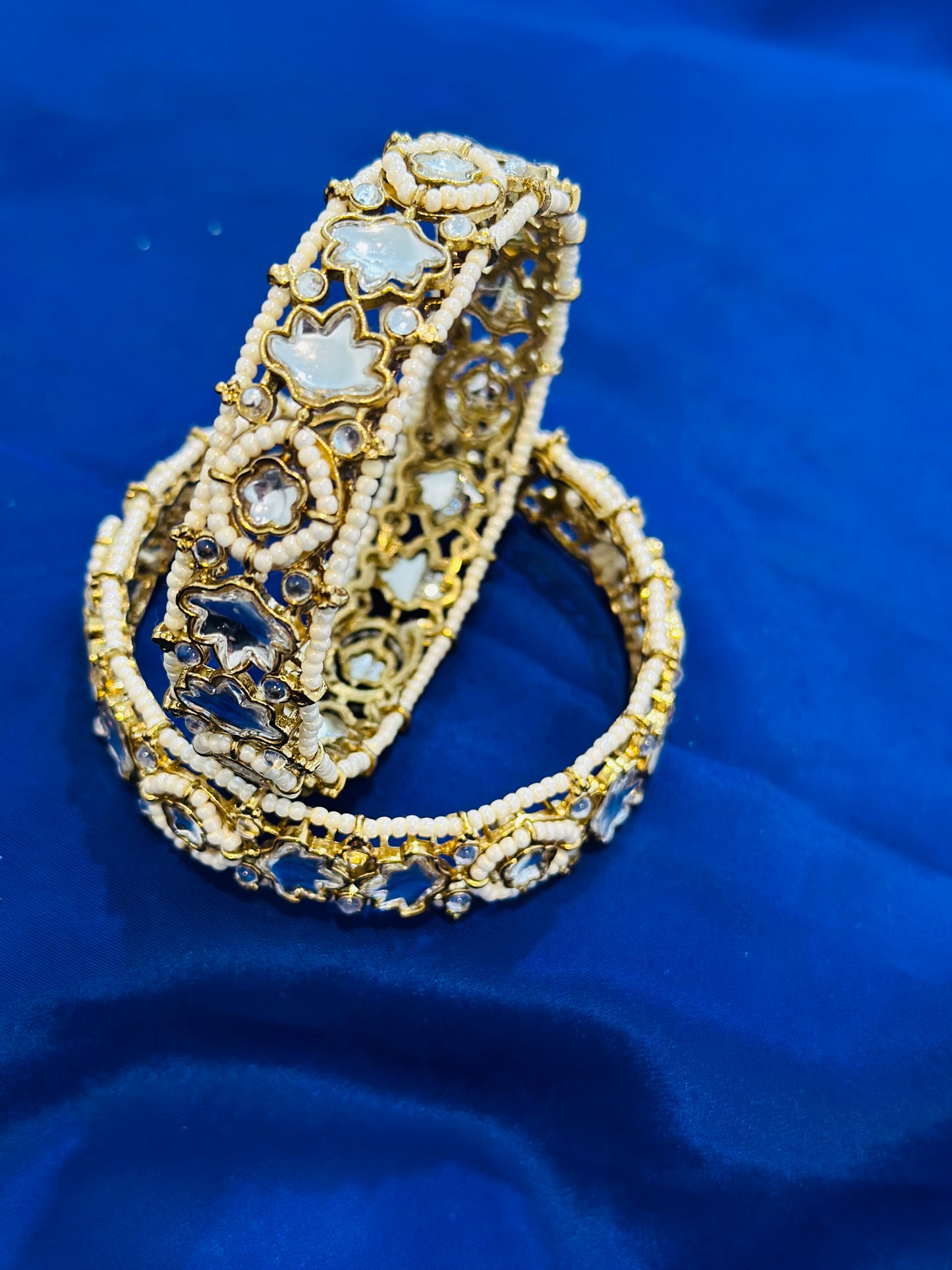 Kada bangle for both hands, Colour: Gold, (Code:023)
