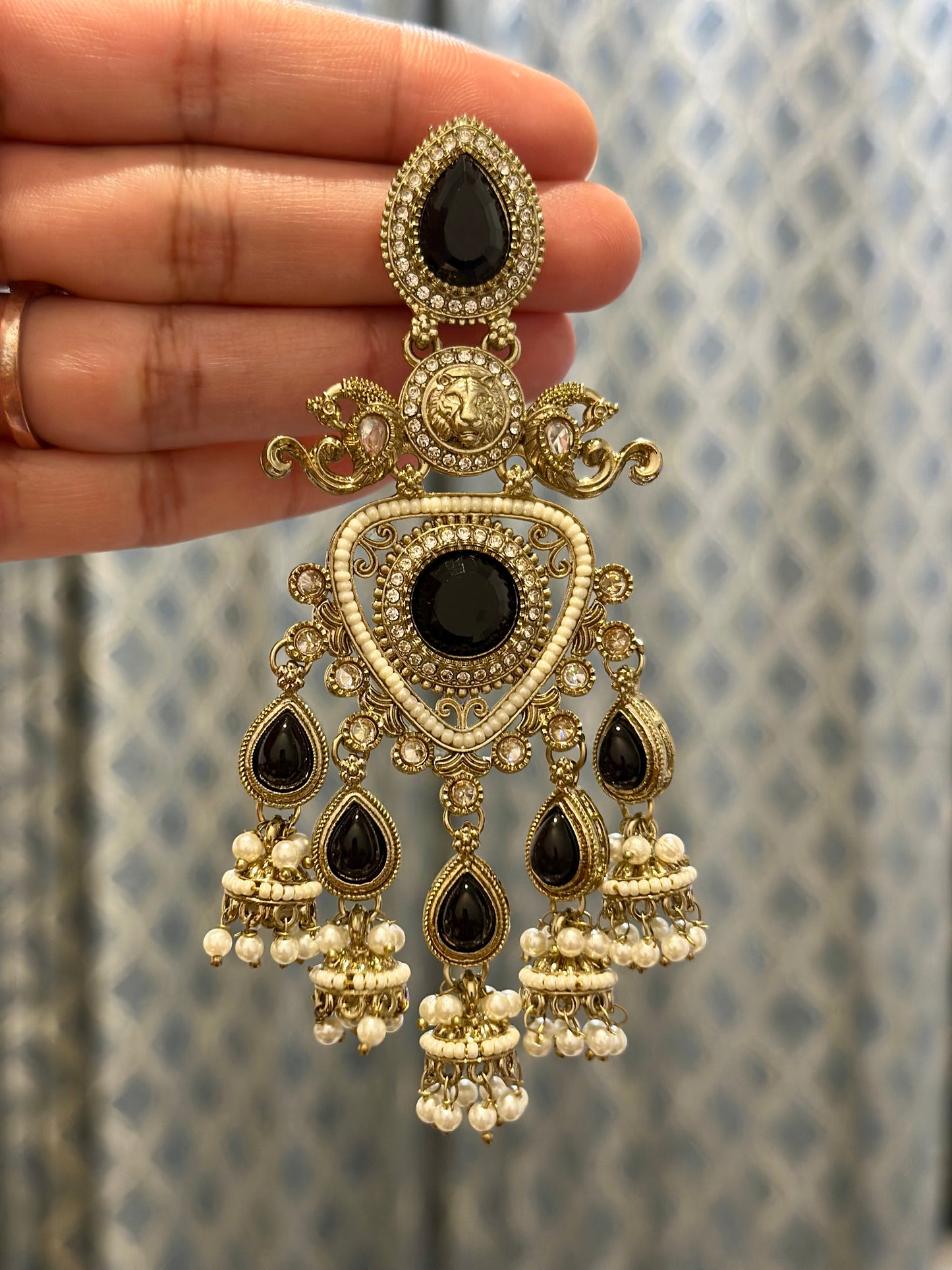 Kundan earrings, Colour: Black, (Code: X1)