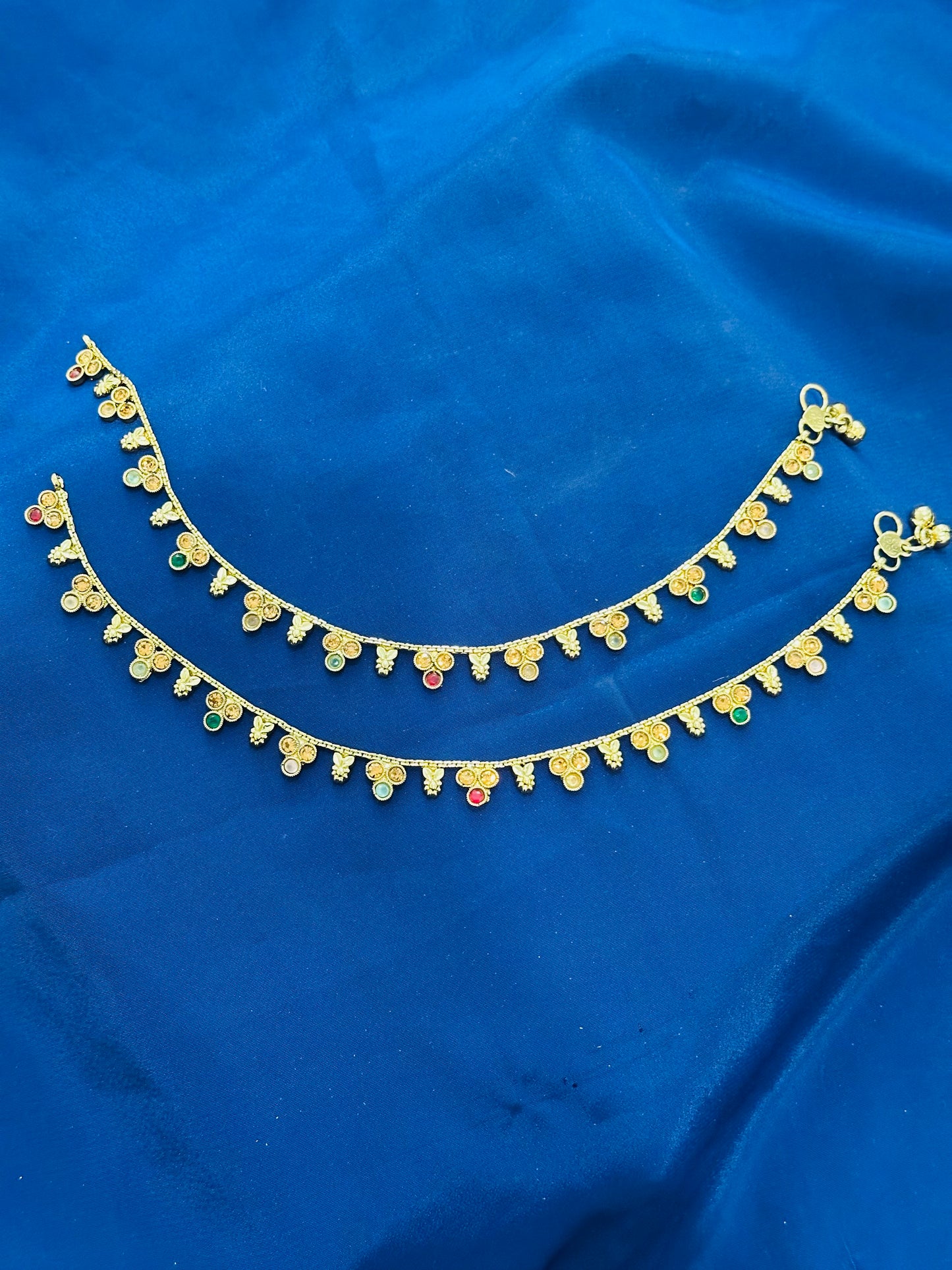Antiq anklets in gold colour - (Code:056)