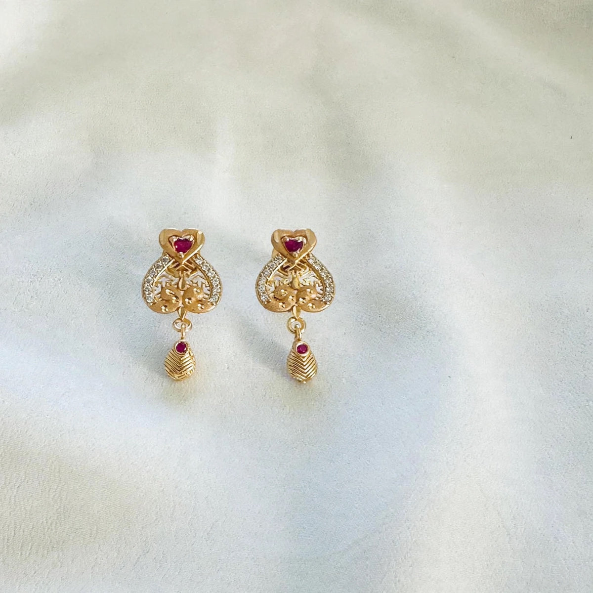 Gold Look Earrings, ( Code: 51)