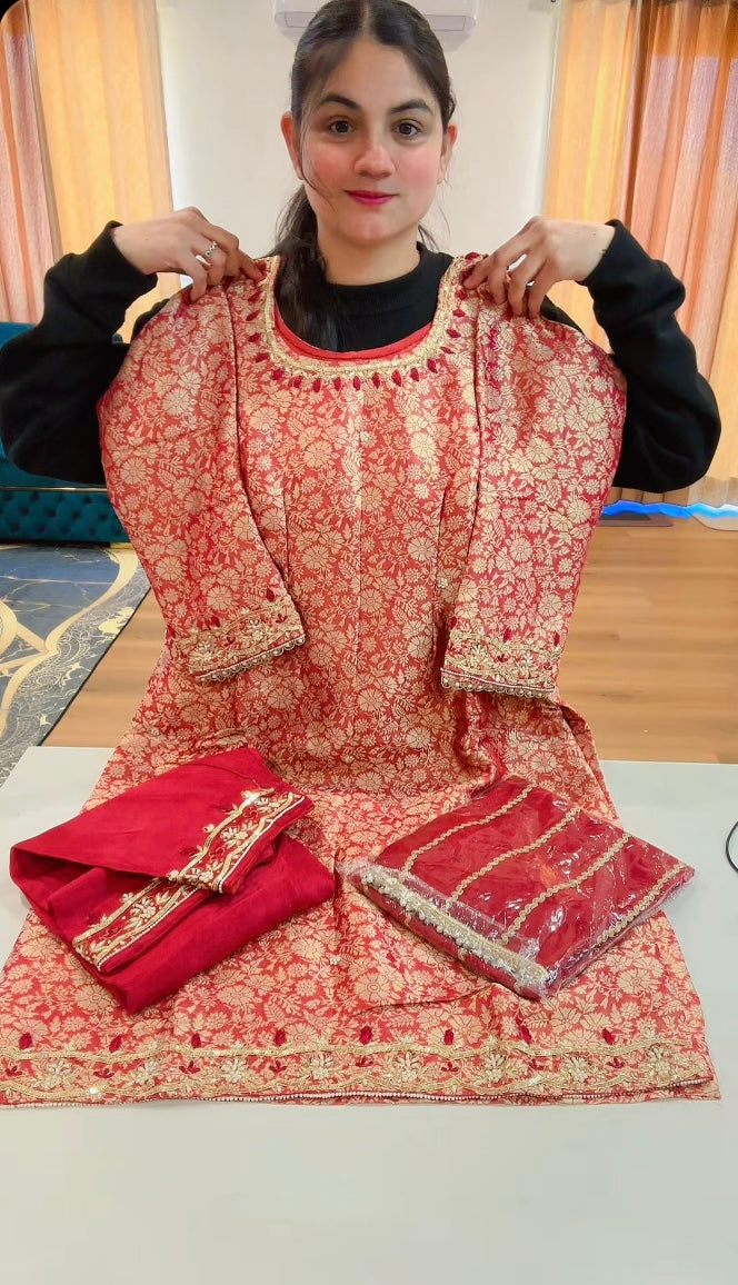 Kheen khab suit, ( Code: 701 )