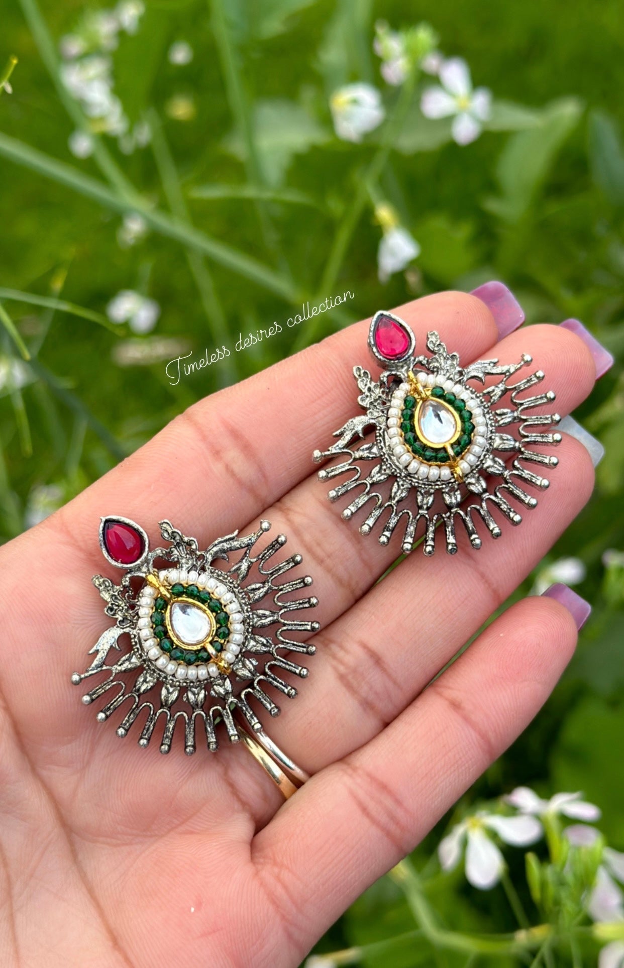 Multi coloured studs in oxidised