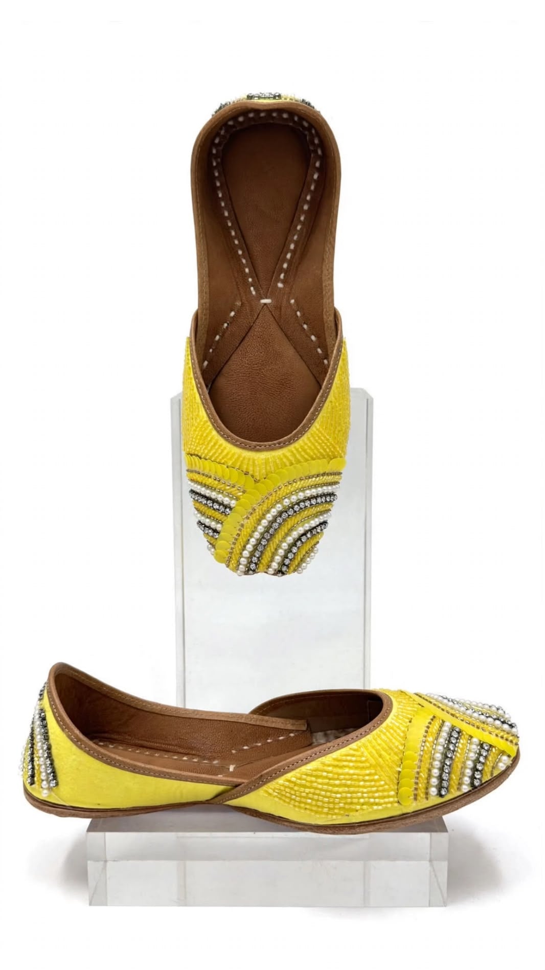Punjabi Jutti (SIZE 40)