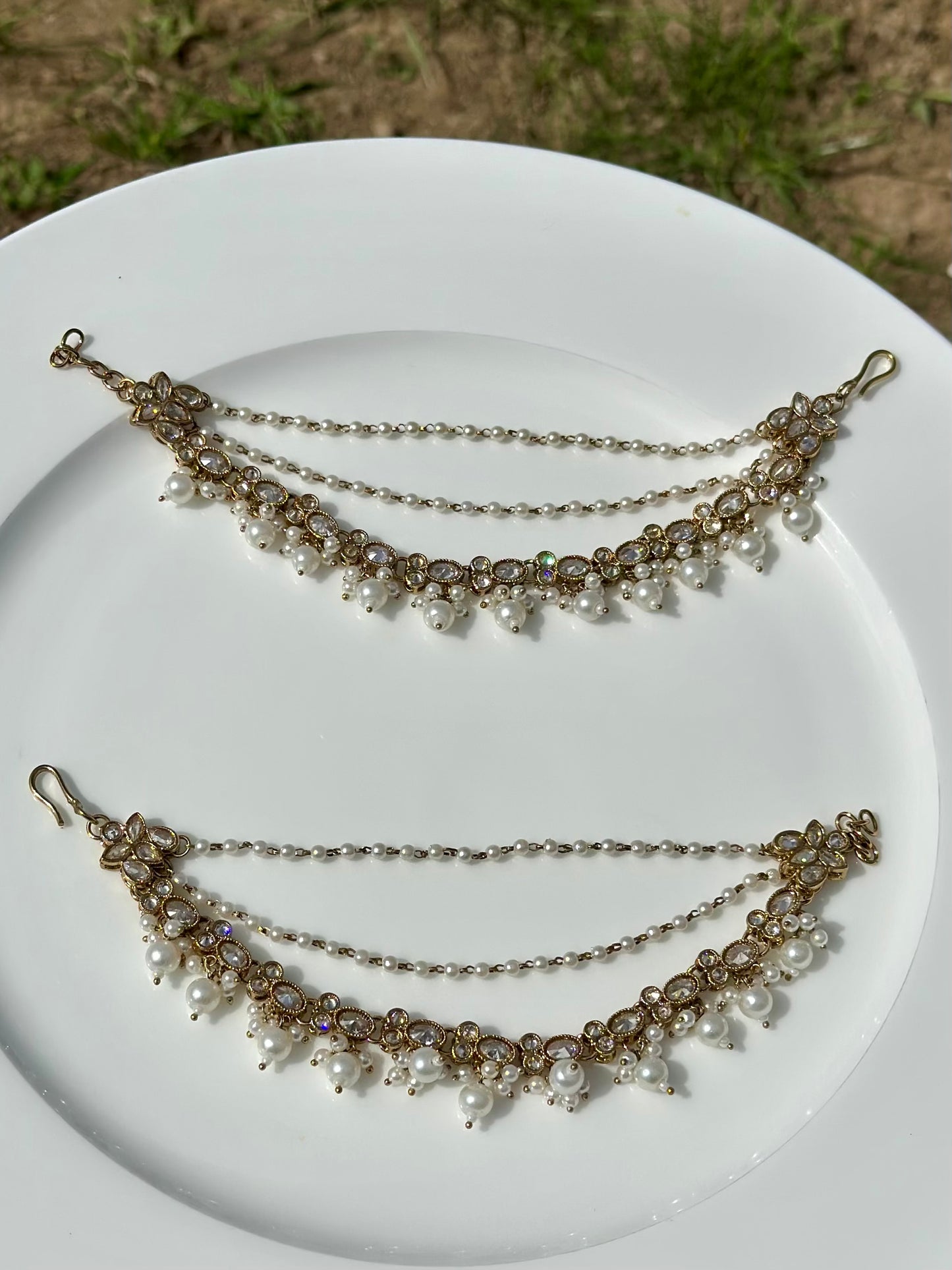 Golden Sahara with white pearls S4