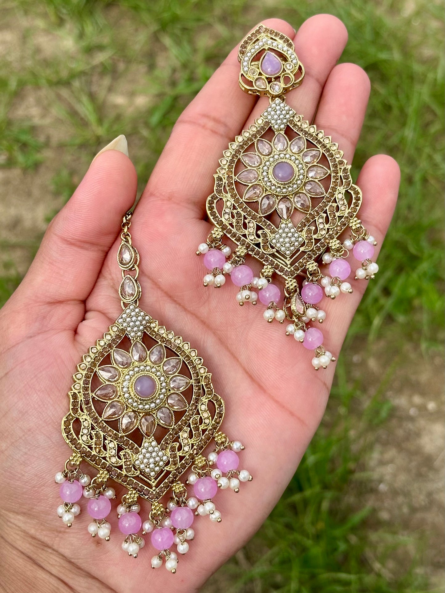 Baby pink earrings with tikka - J9