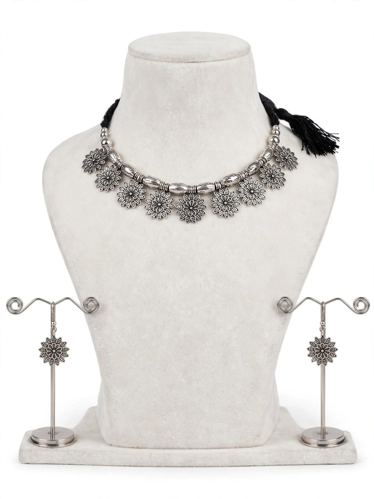 Necklace set with earrings