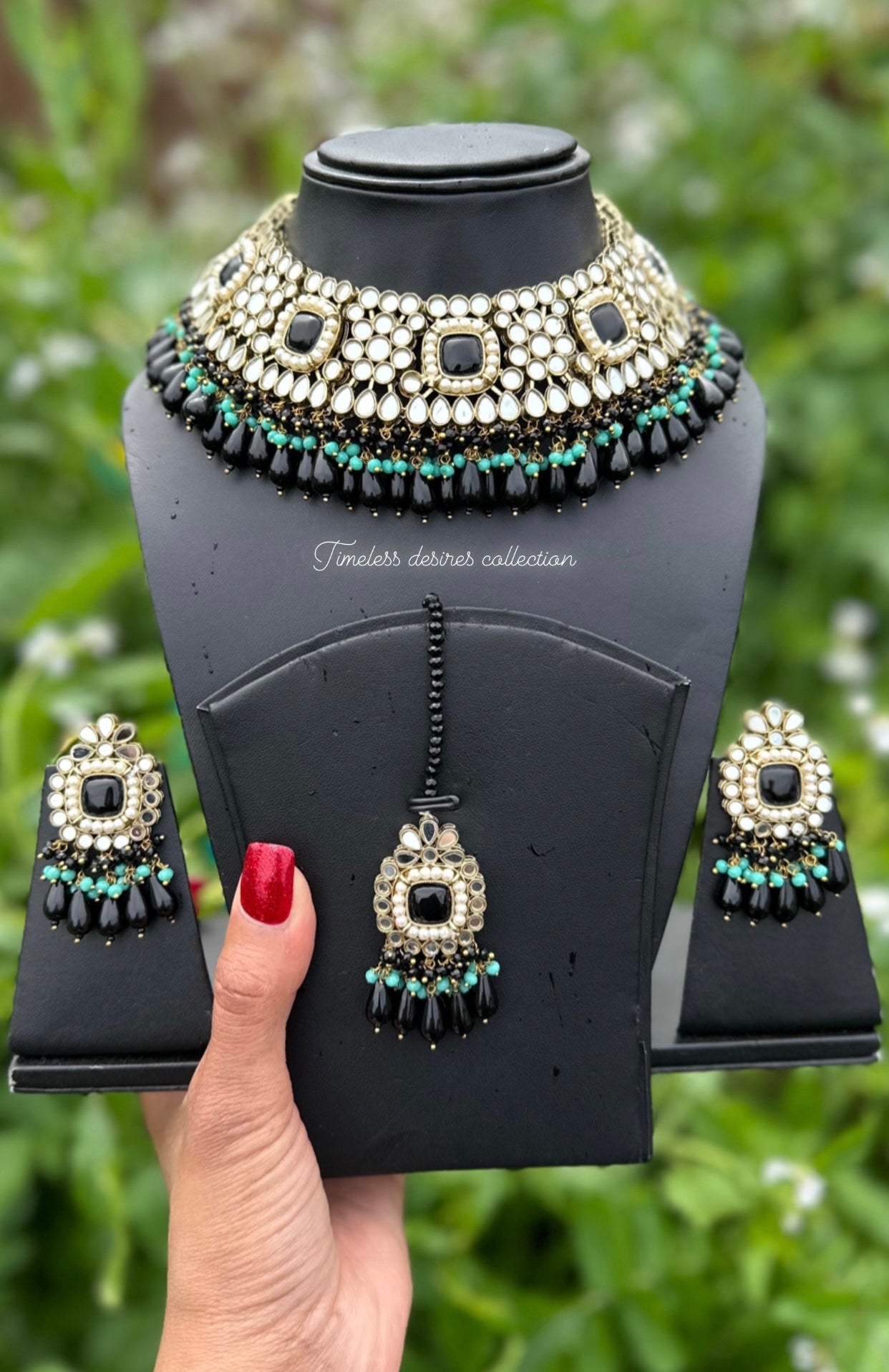 Black necklace / choker set in mirror ( high quality )