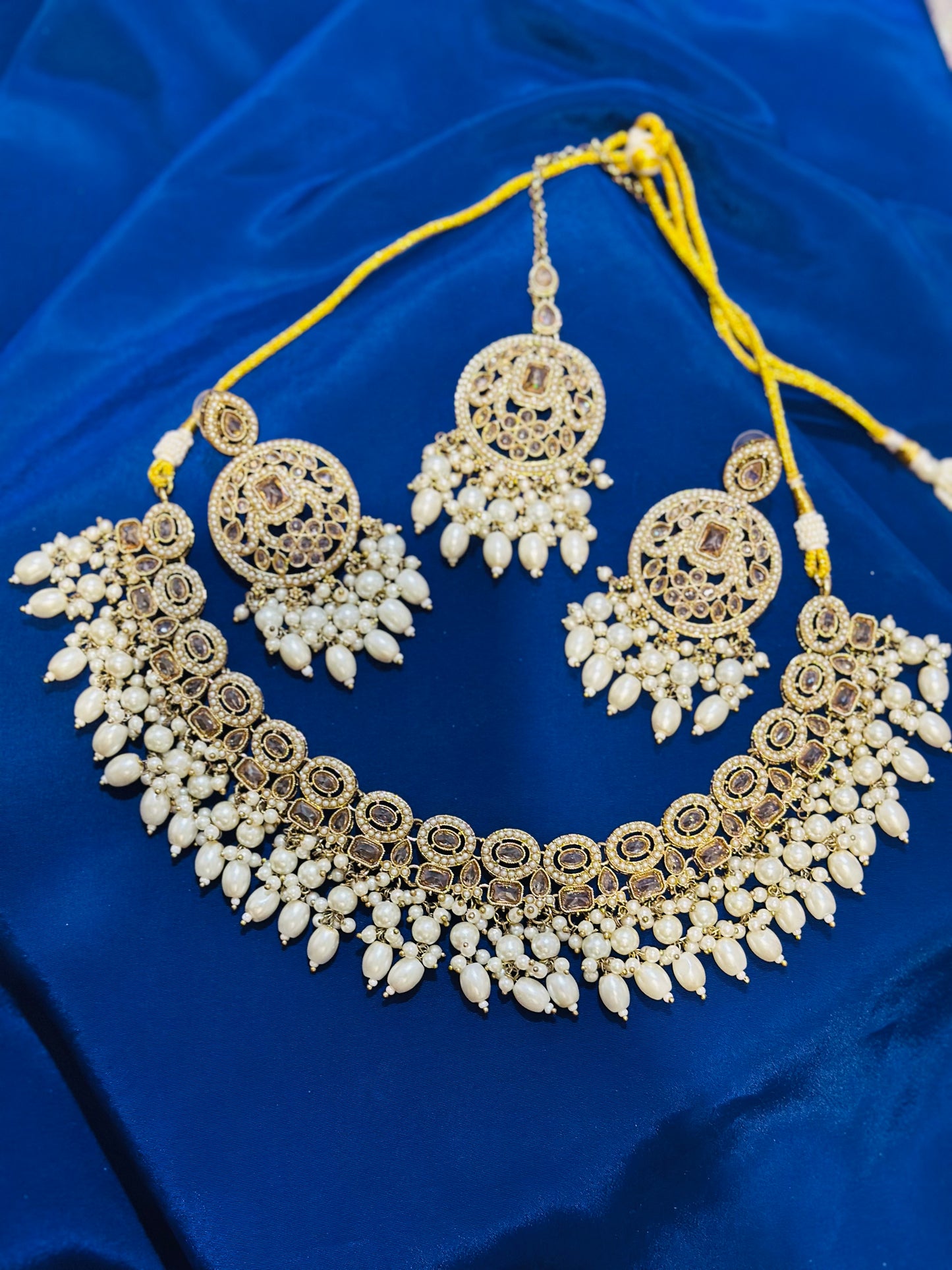 Necklace set with earrings (Premium Quality), Colour: Golden, (Code: X24)
