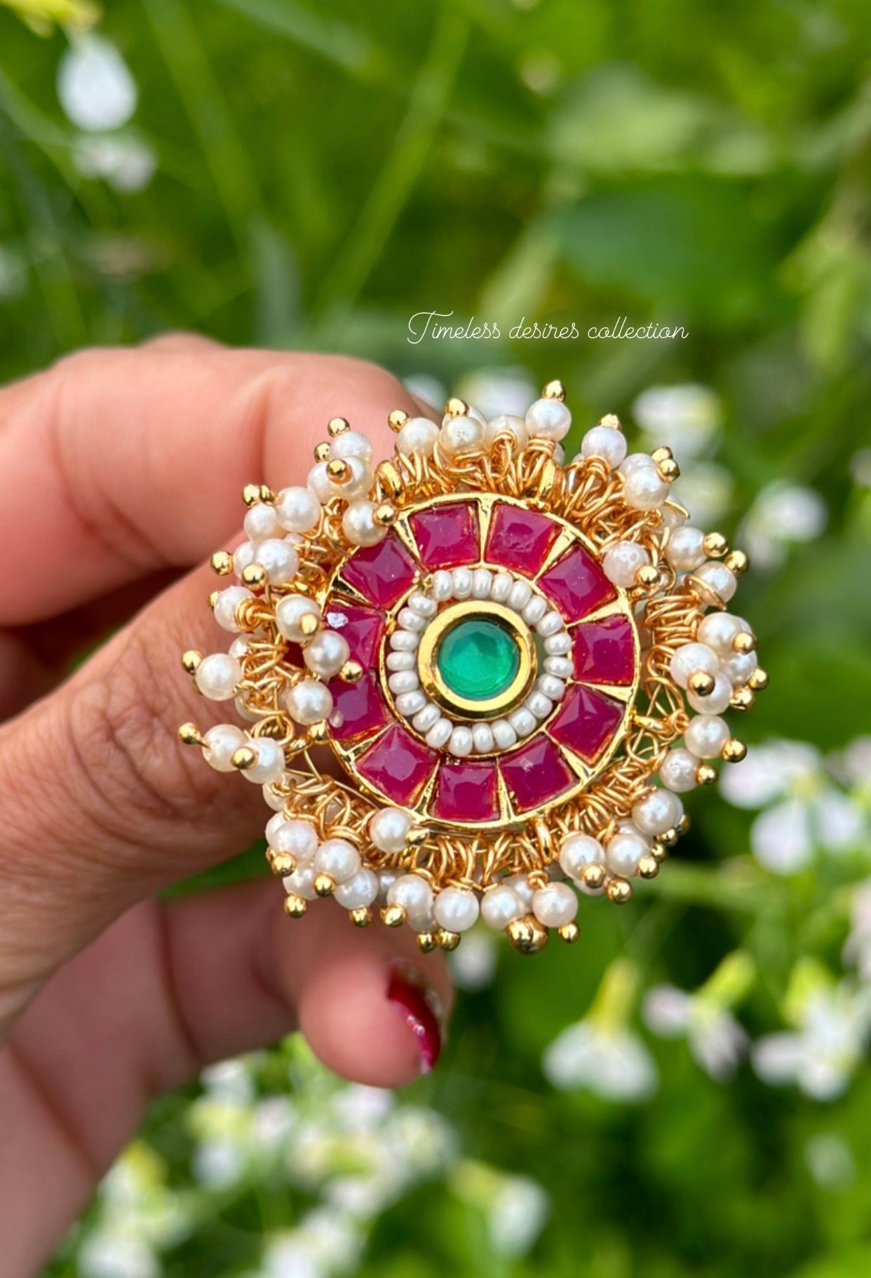 Multi pearl loaded ring in kundan