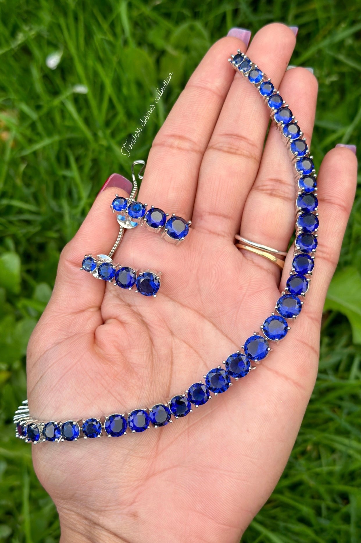 Blue American diamond necklace set in silver