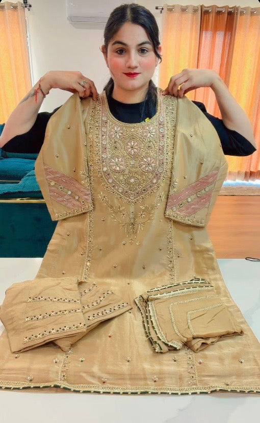 Gold Suit - Code 908