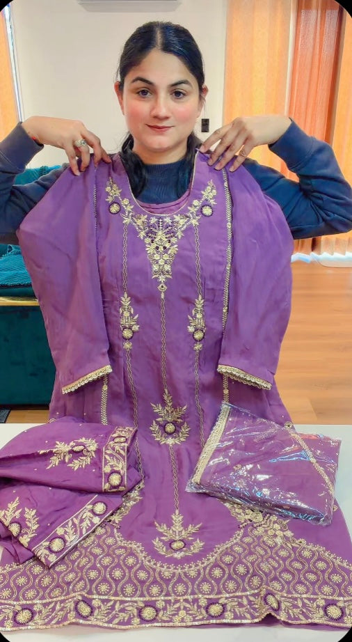 Party wear suit : ( Colour: Purple ) Code - S128