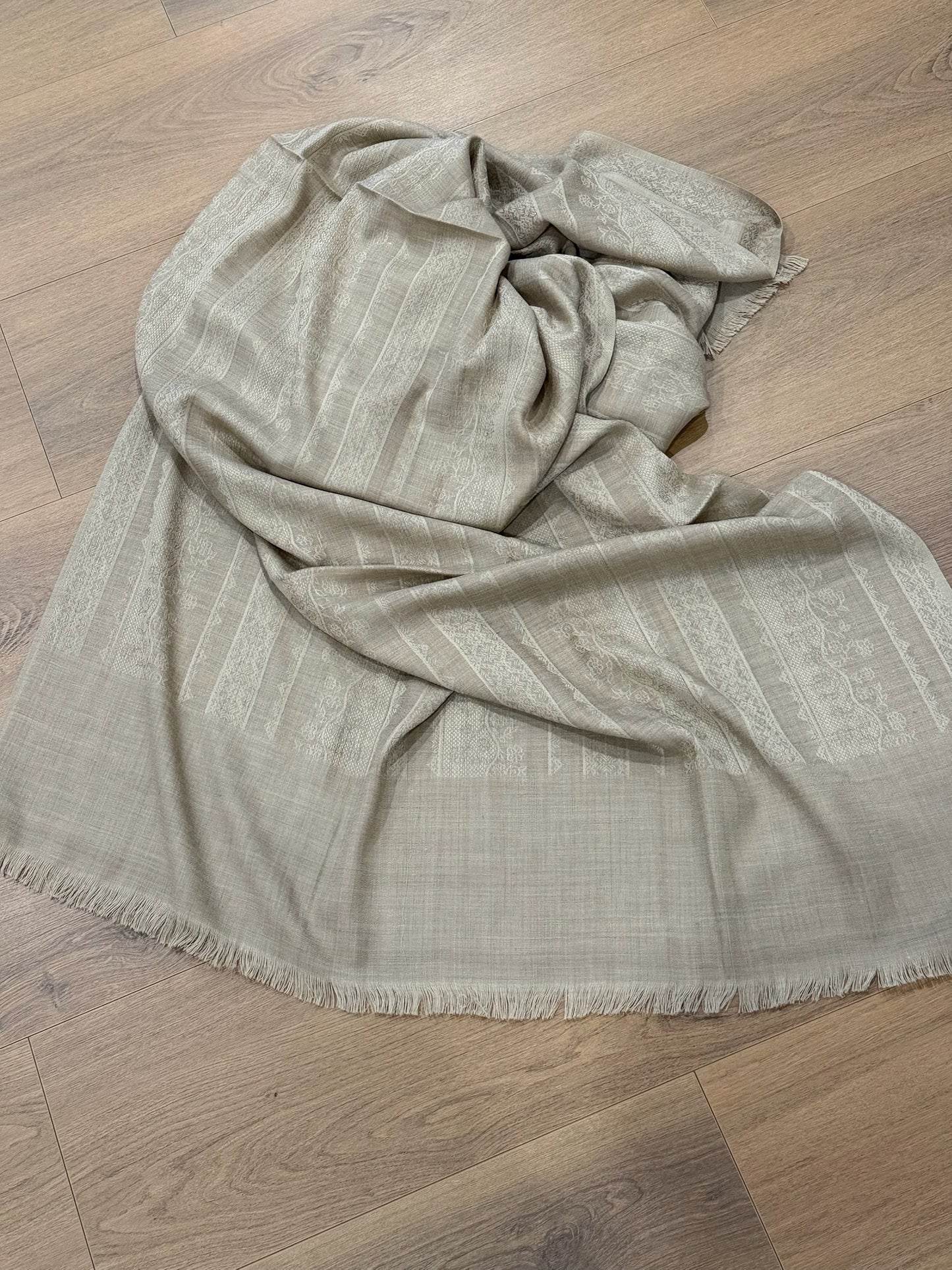 Self designed pashmina shawl : Code Y21