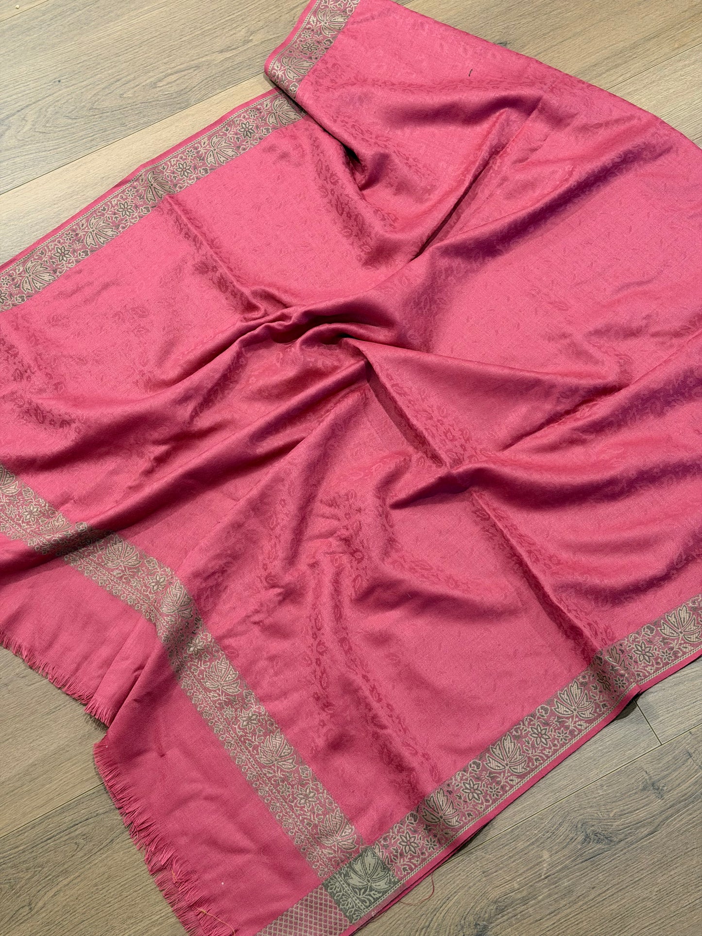 Self designed pashmina shawl : Code Y23