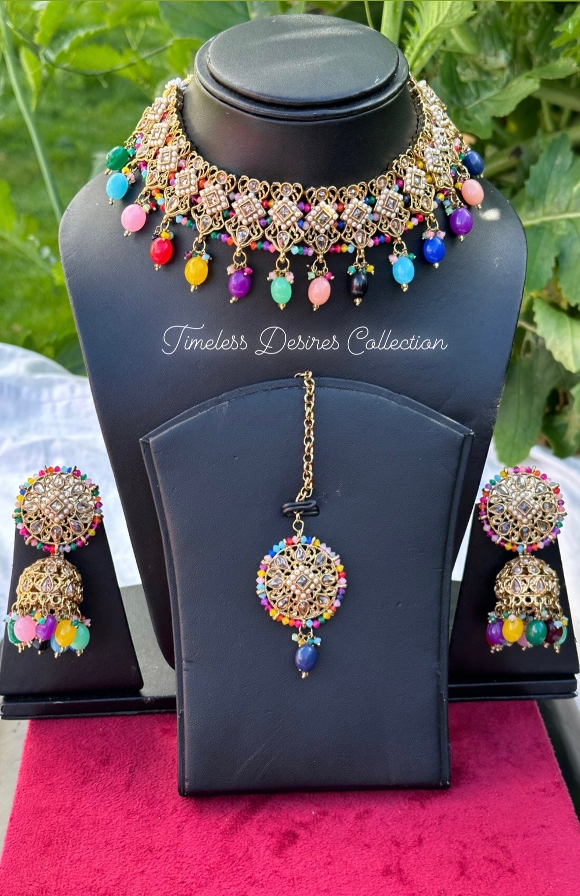 Multi colour Choker / necklace set in polki