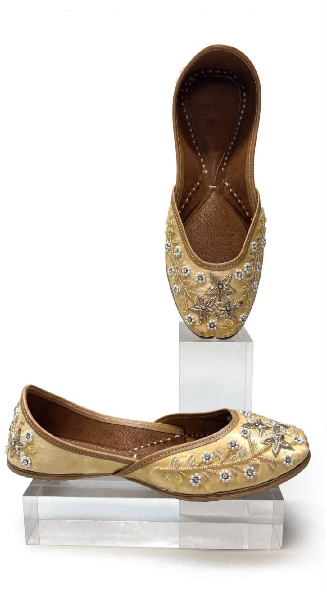 Punjabi Jutti (SIZE 40)