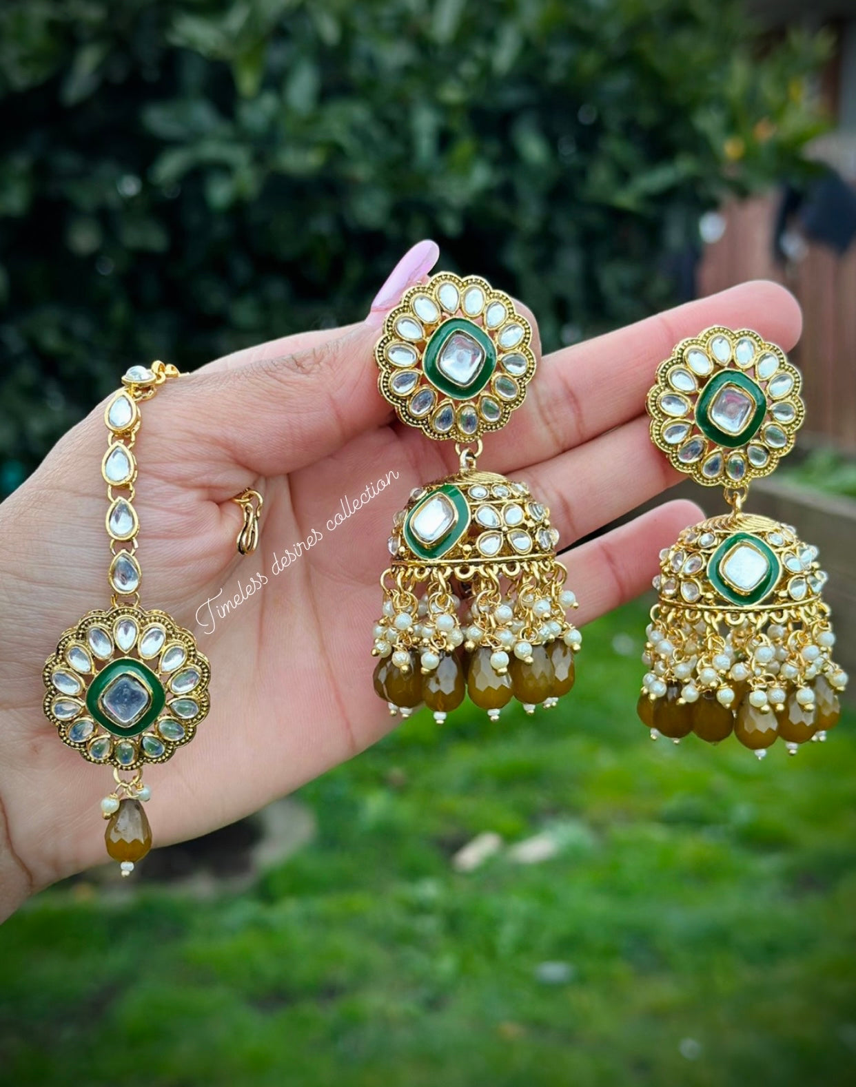 Mehndi green Jhumka Earrings with tikka in Kundan