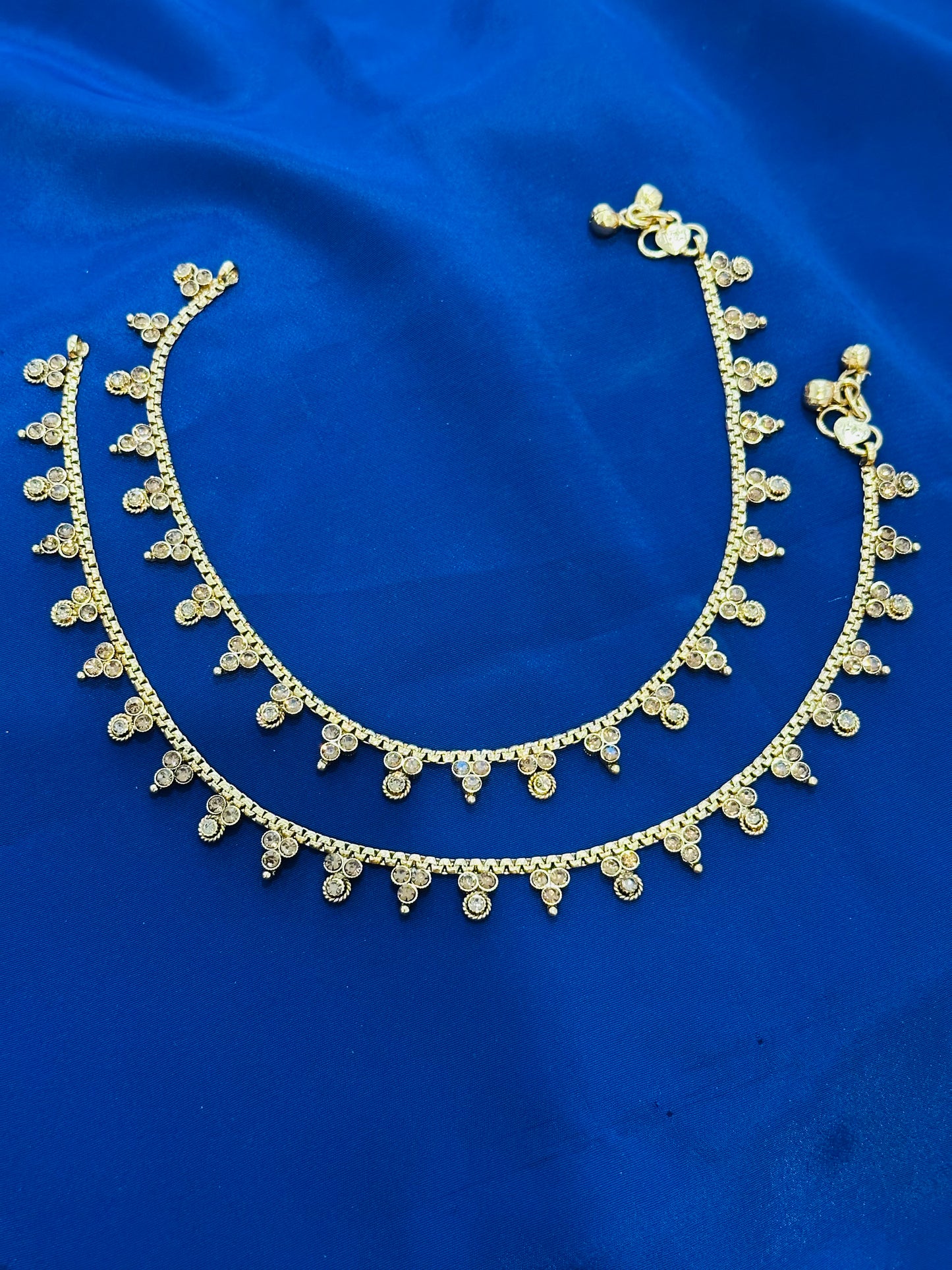 Antiq anklets in gold colour - (Code:063)