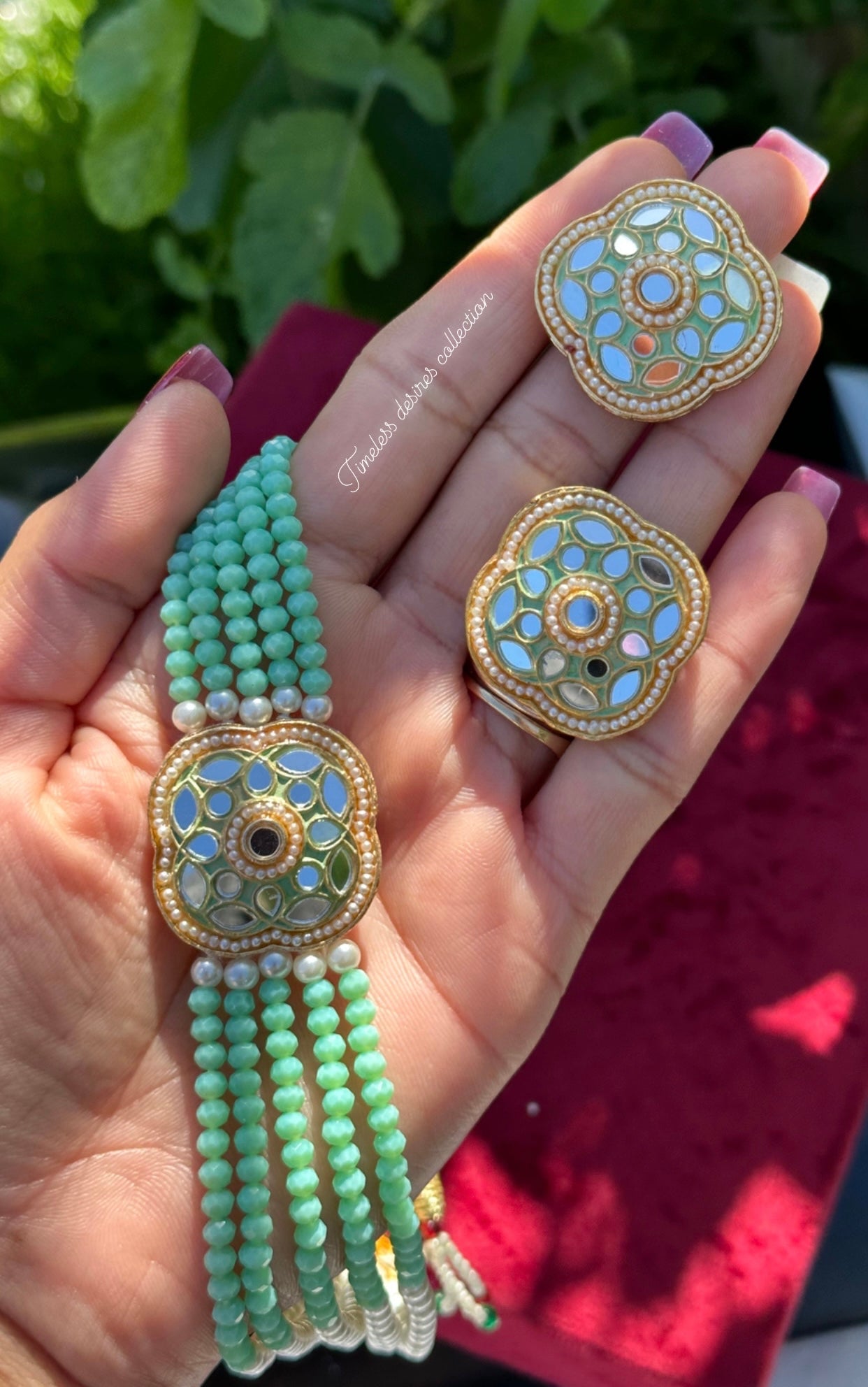 Mint green choker / necklace set with studs- n66